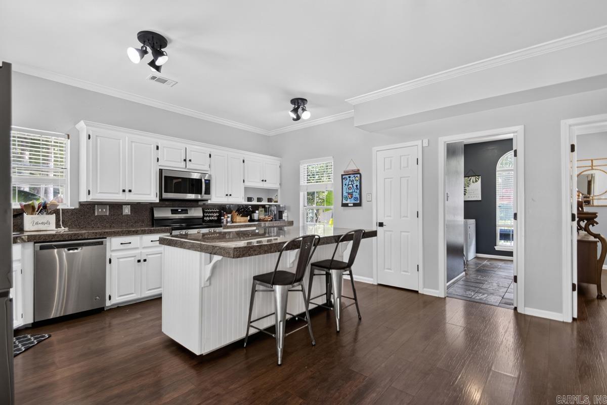1185 Cambridge Circle Property Photo 15