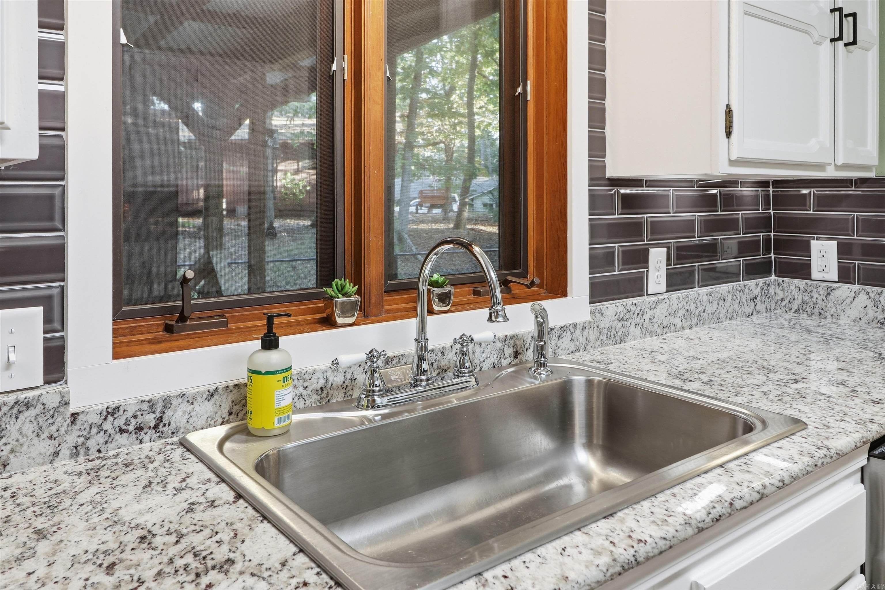 13 Pego Circle Property Photo 11