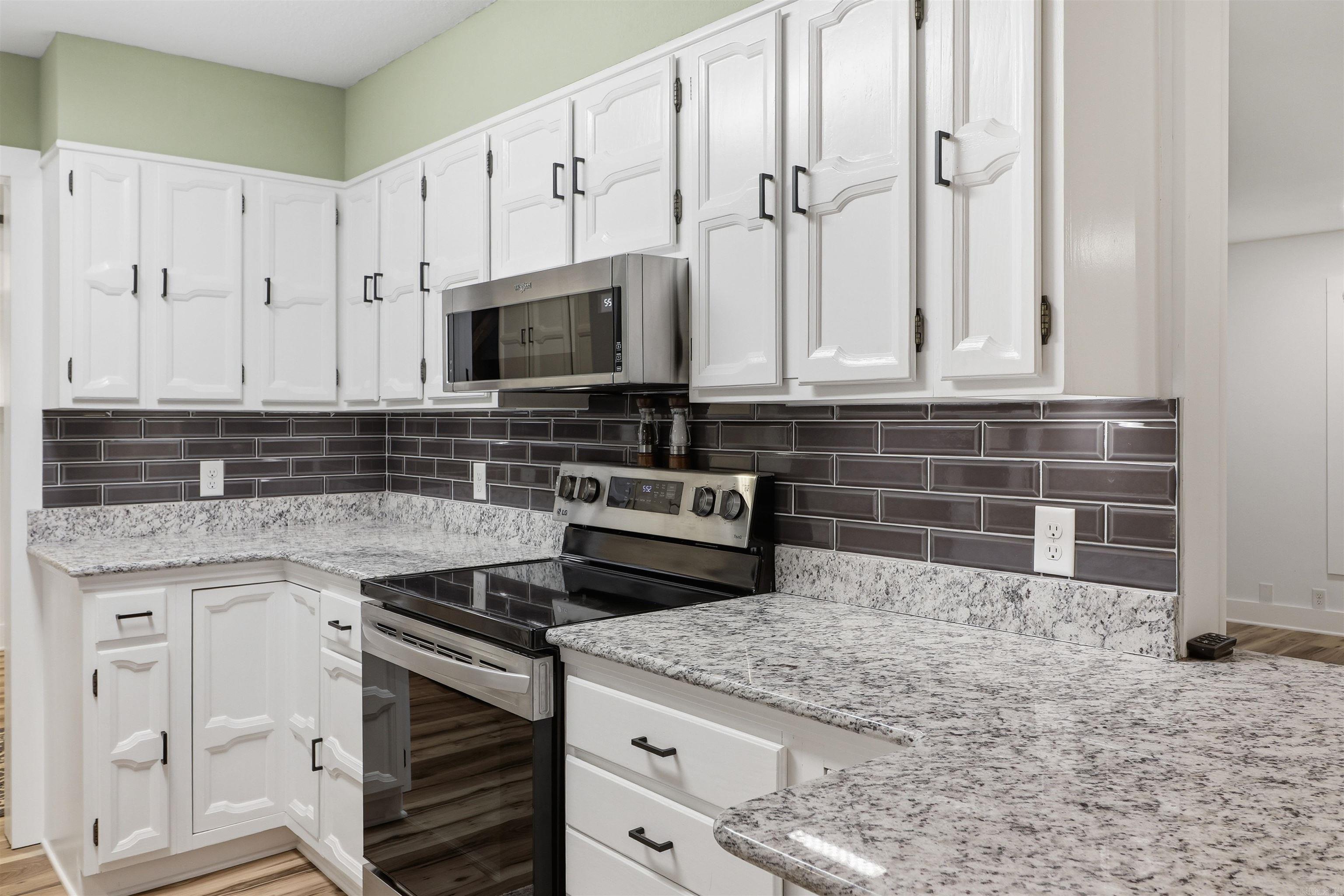 13 Pego Circle Property Photo 12