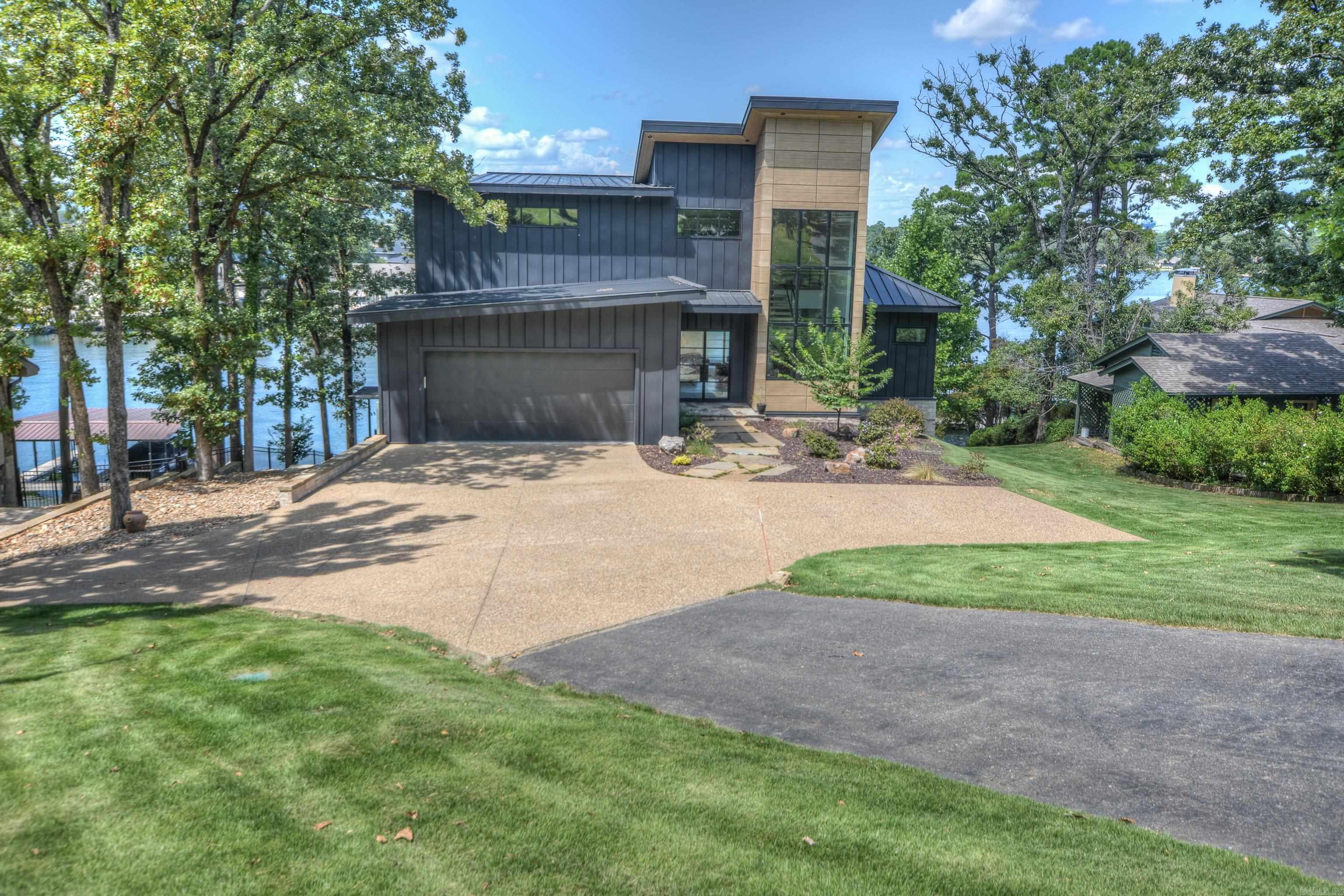 207 Summertime Bay Property Photo 5