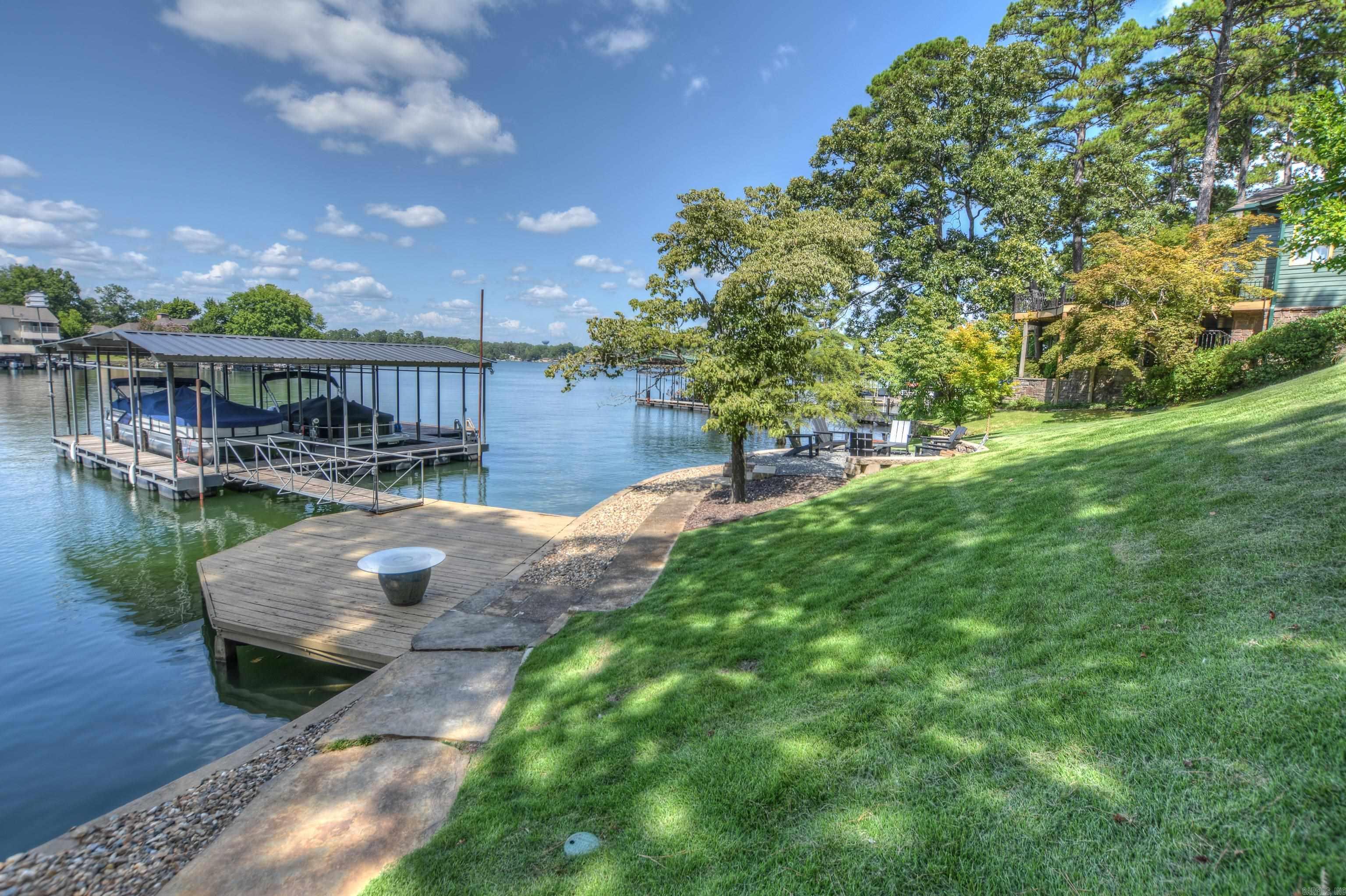 207 Summertime Bay Property Photo 9