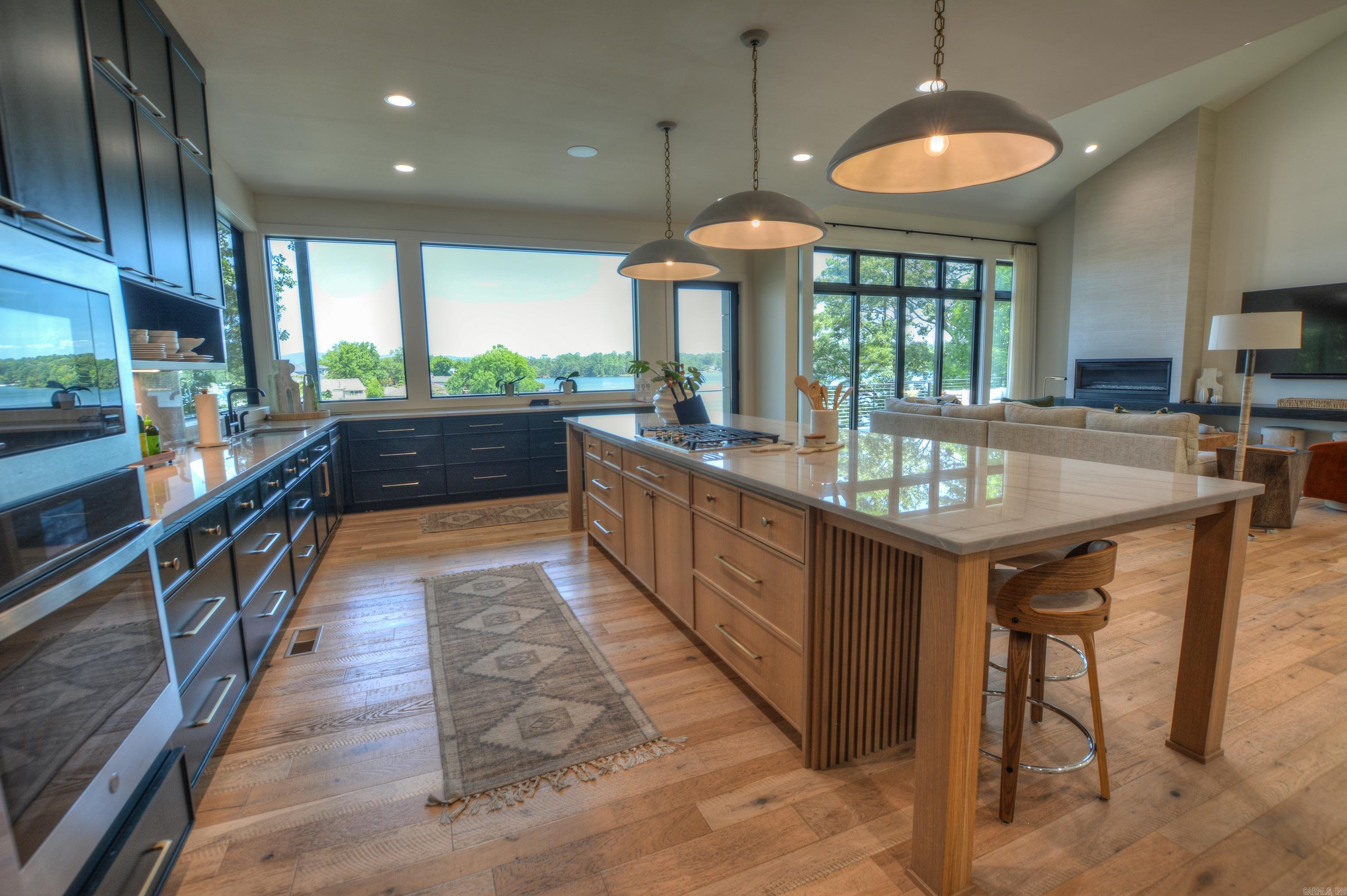 207 Summertime Bay Property Photo 17