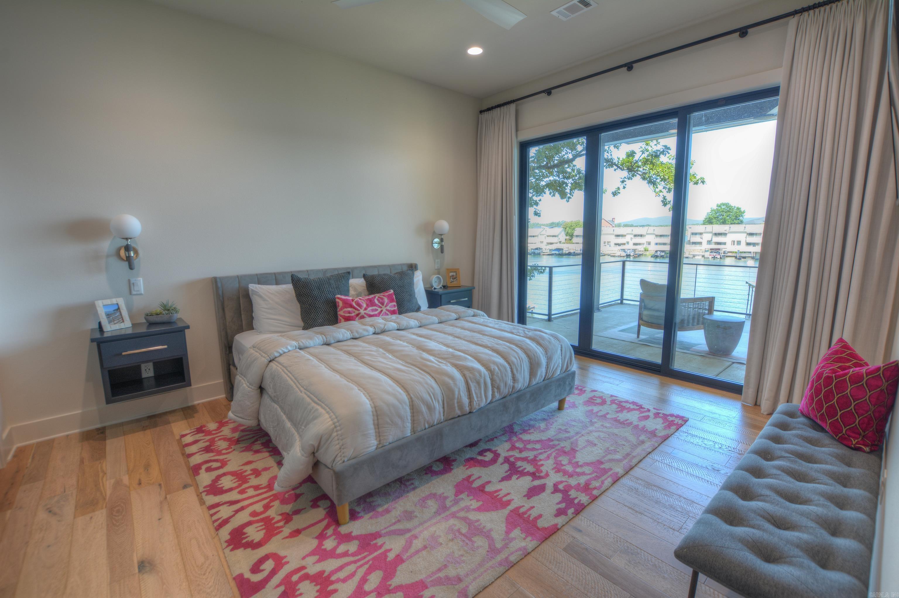 207 Summertime Bay Property Photo 28