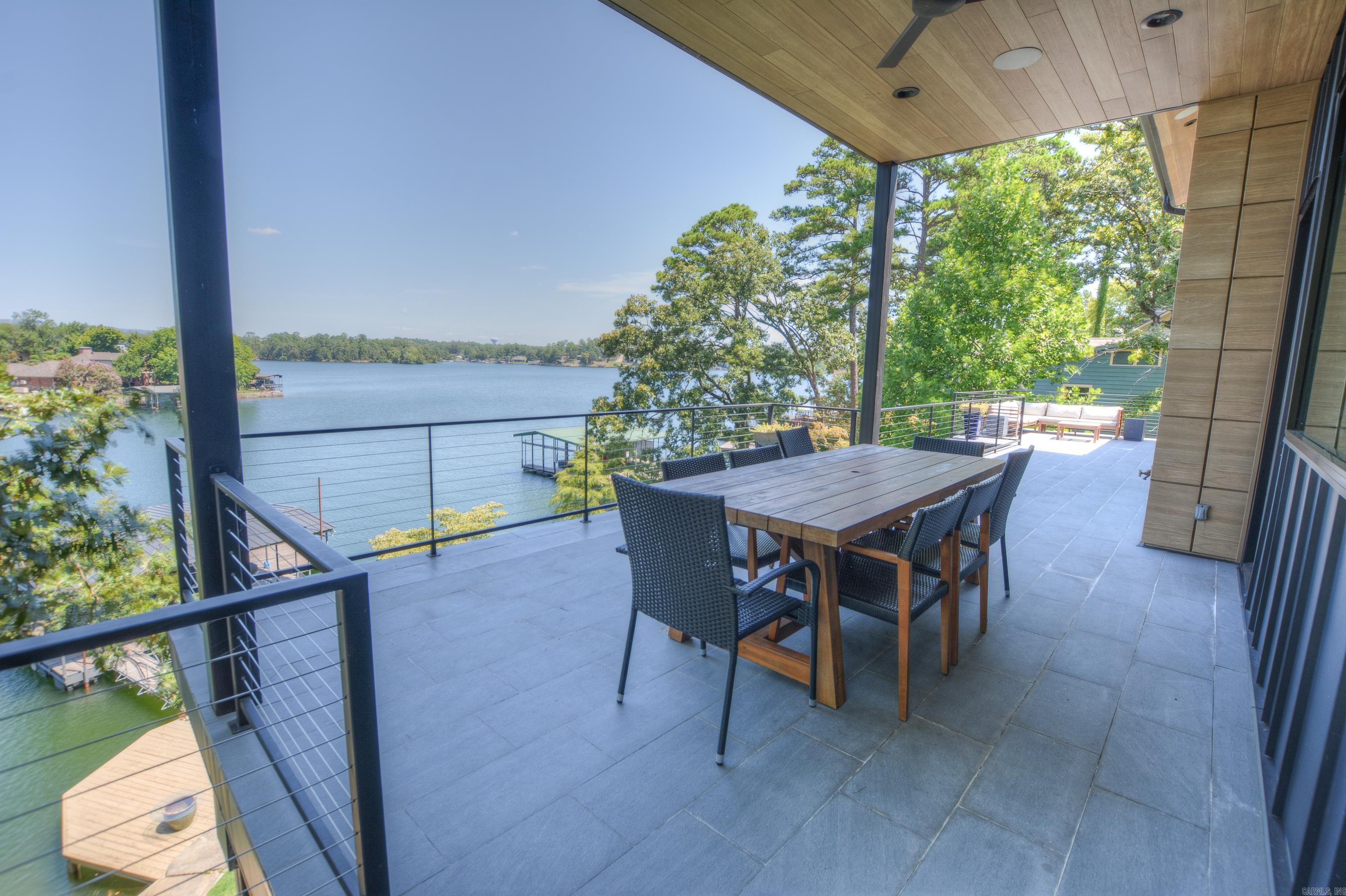 207 Summertime Bay Property Photo 34