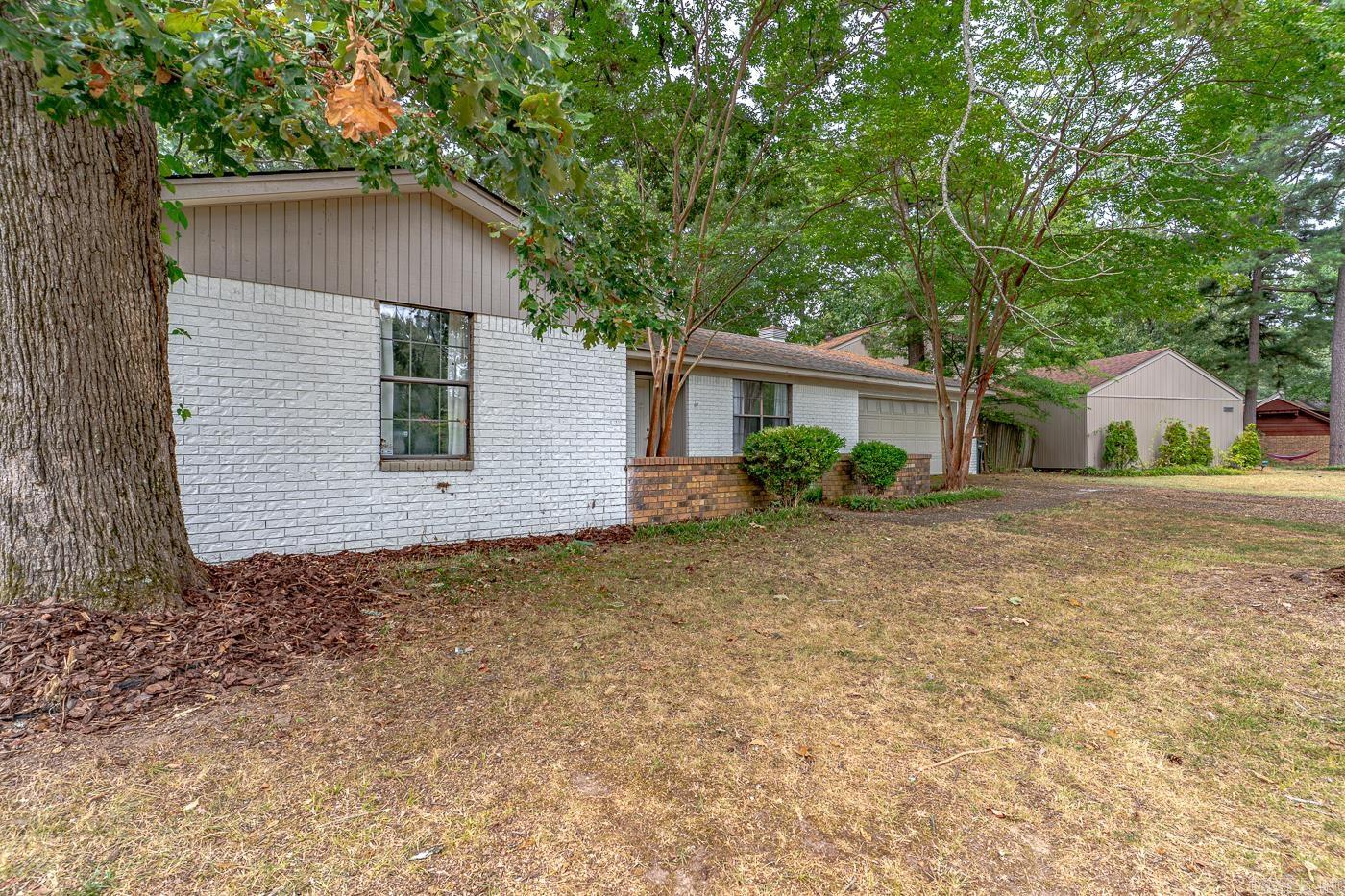 19003 Quail Run Drive Property Photo 2