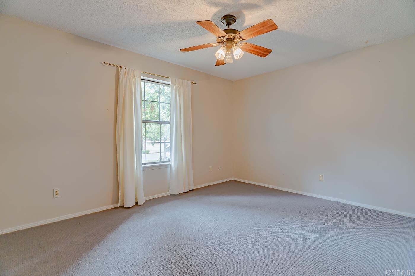19003 Quail Run Drive Property Photo 25