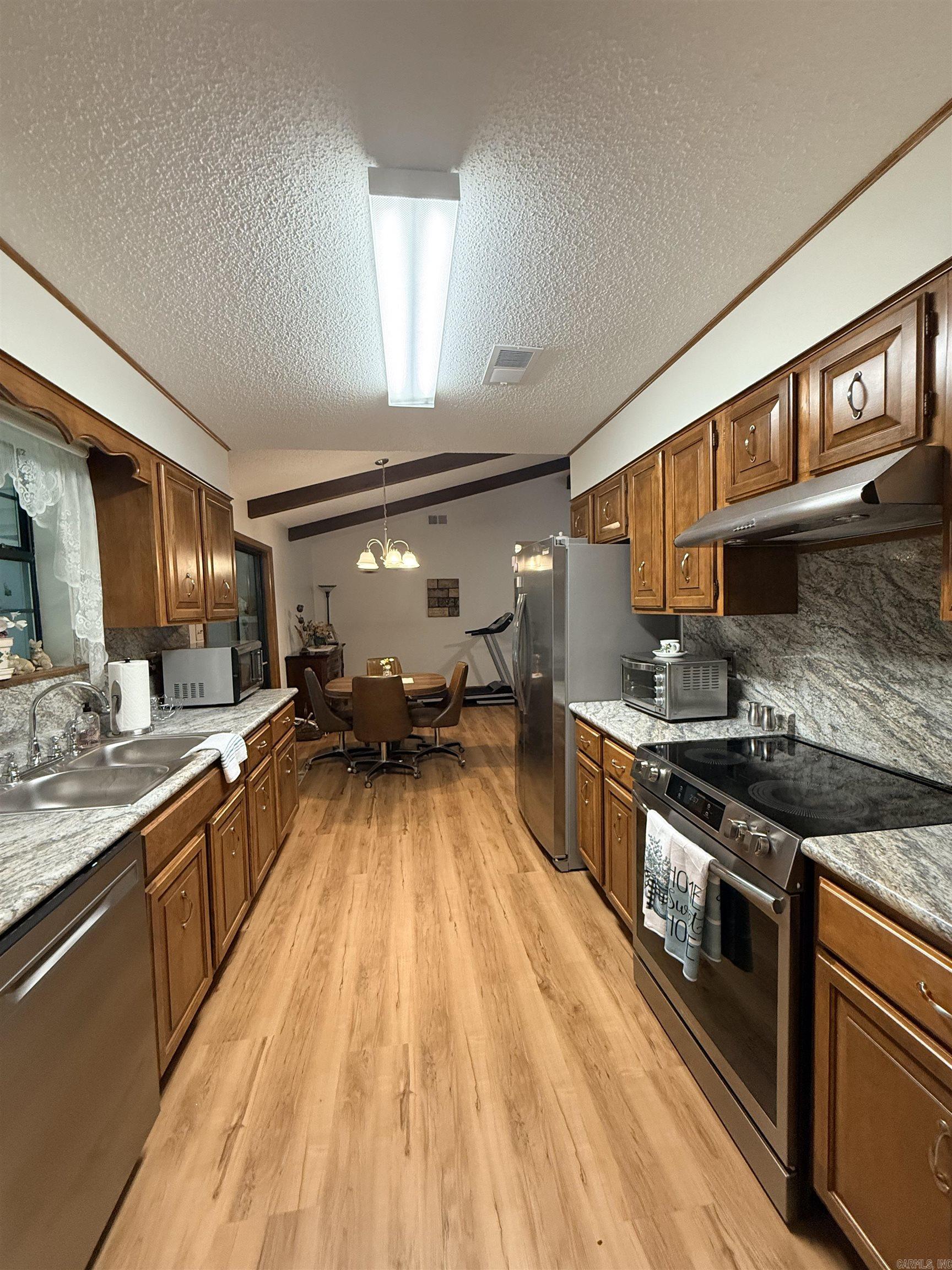 913 Matt Property Photo 25