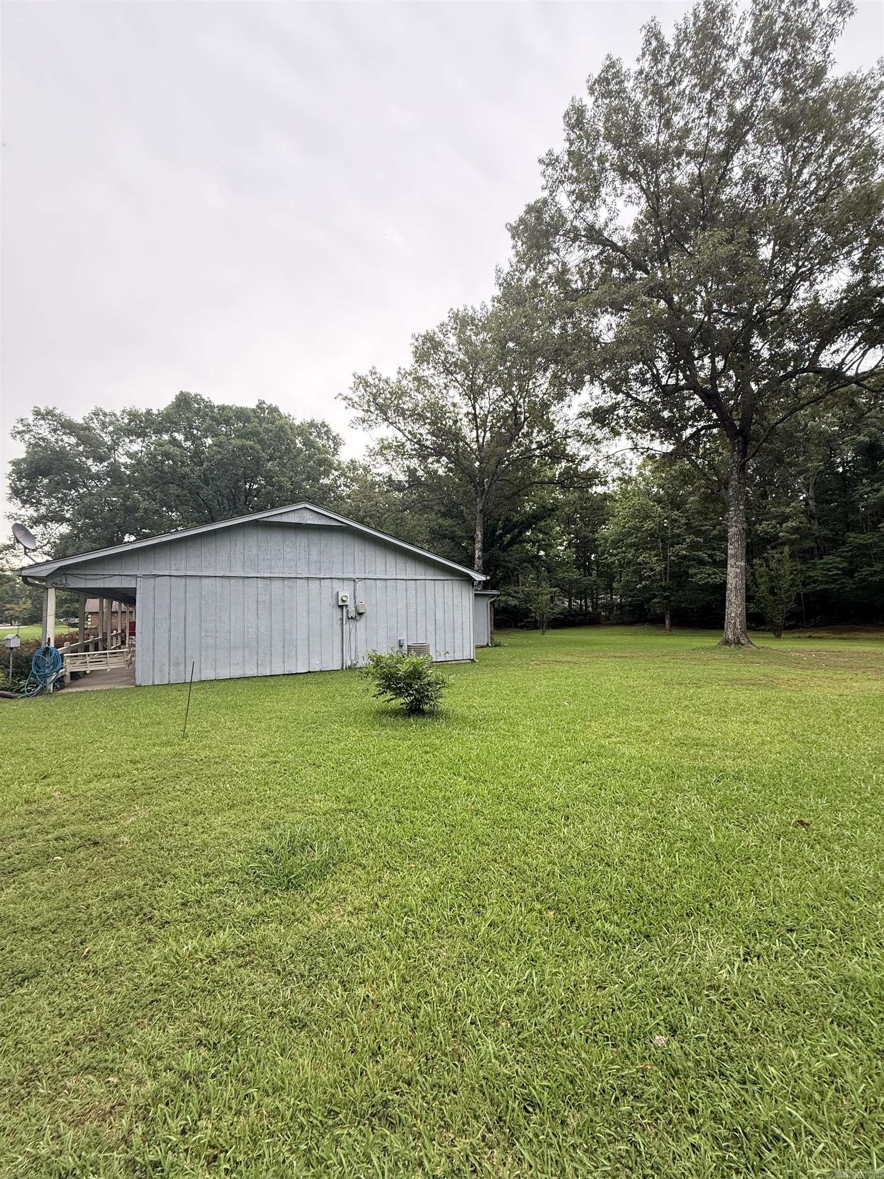 913 Matt Property Photo 33