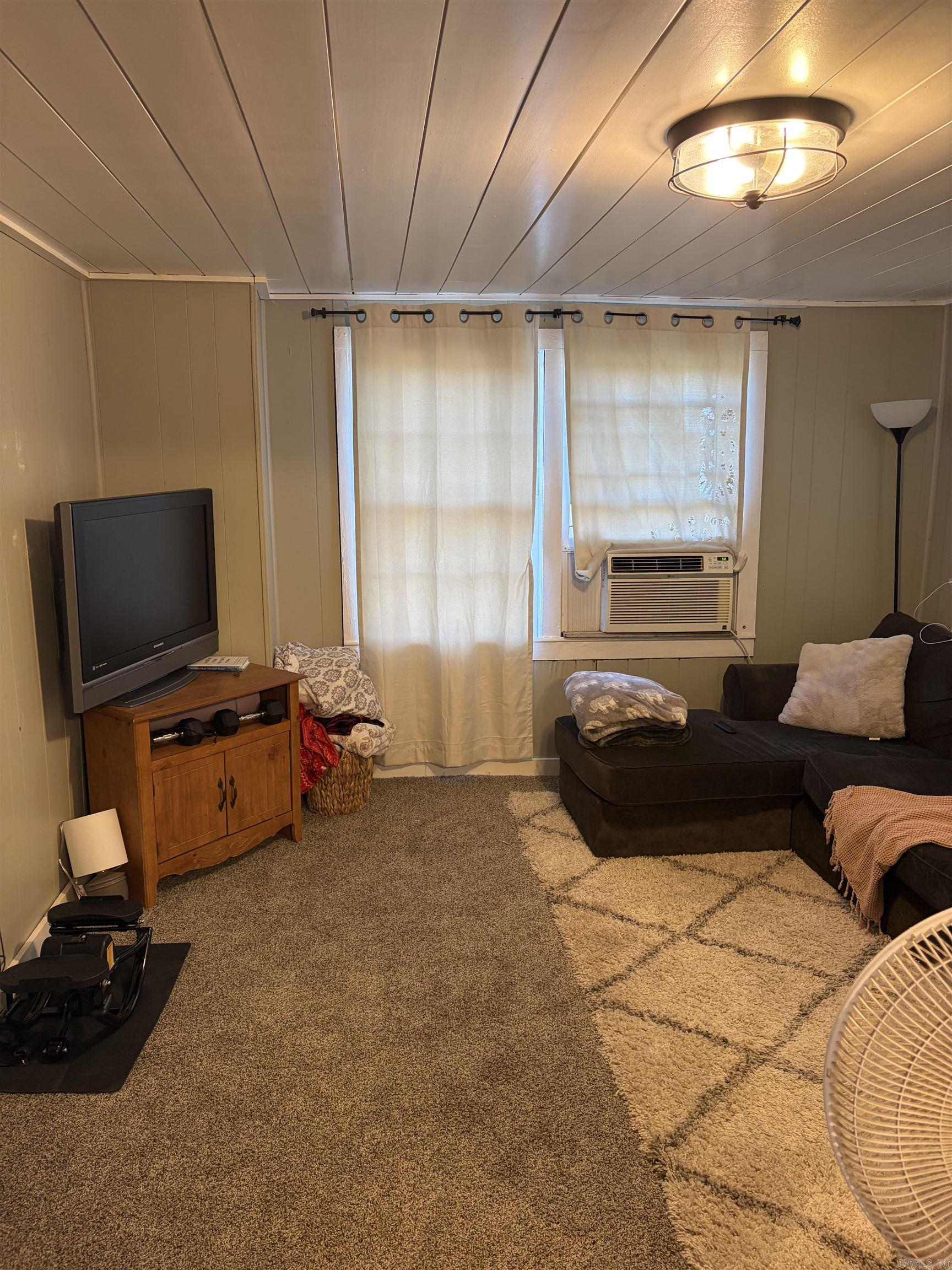 8951 Mount Calm Road Property Photo 14
