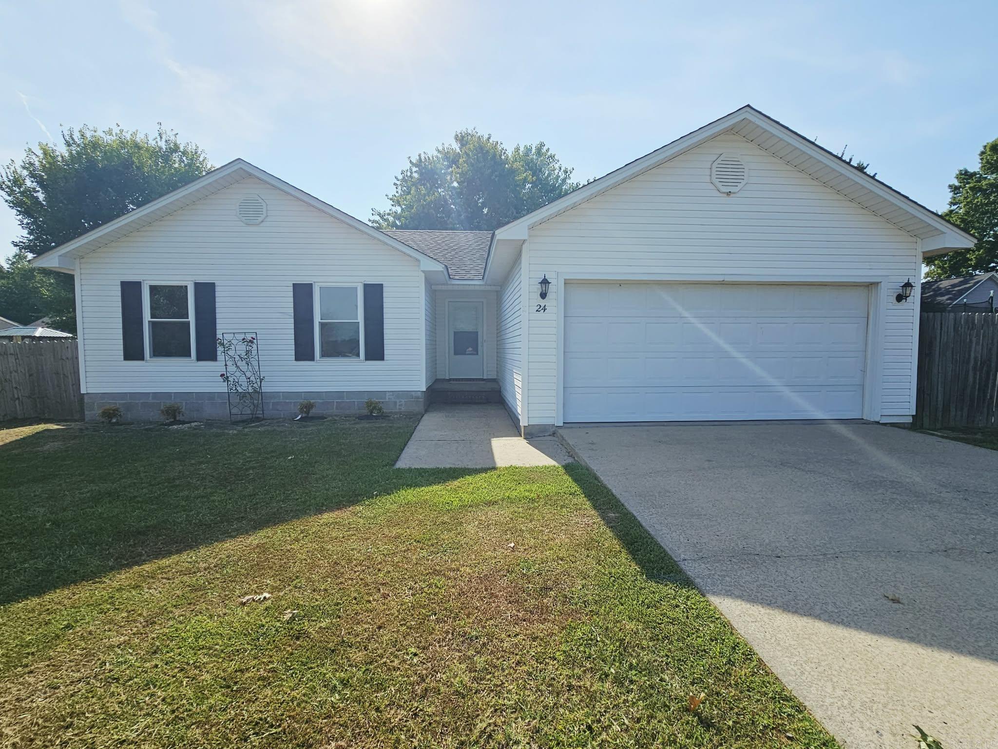 24 Windwood Cove Property Photo 1