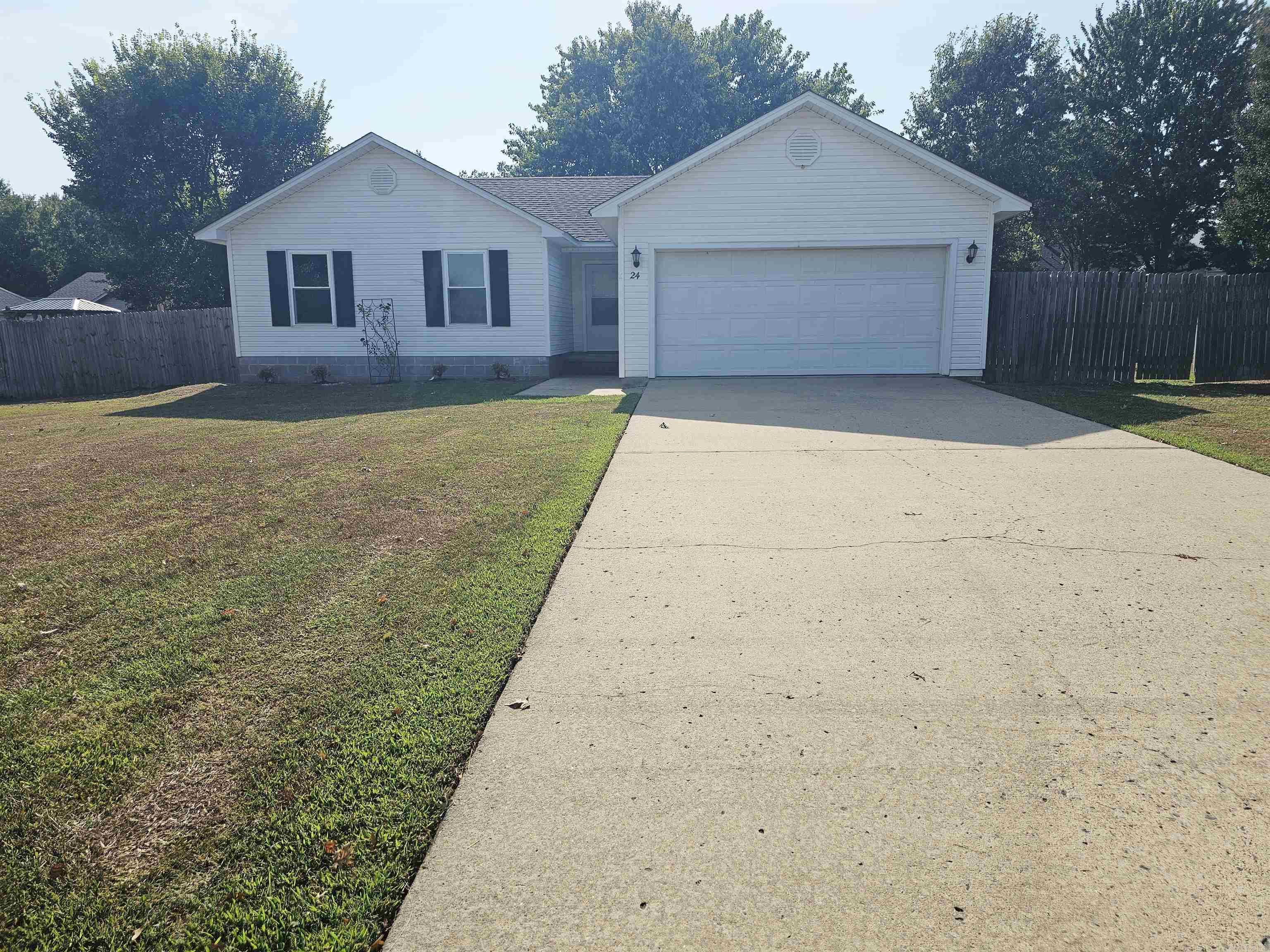 24 Windwood Cove Property Photo 2