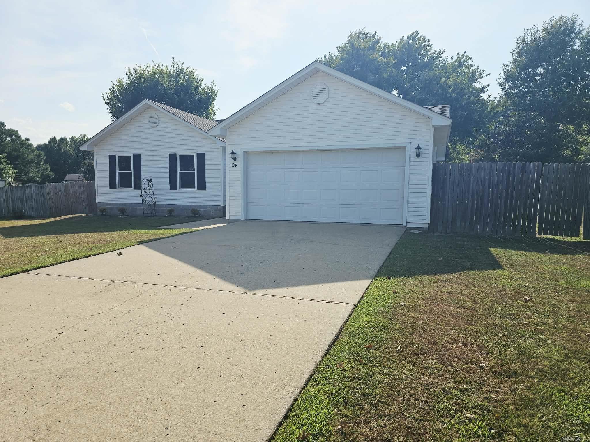 24 Windwood Cove Property Photo 3