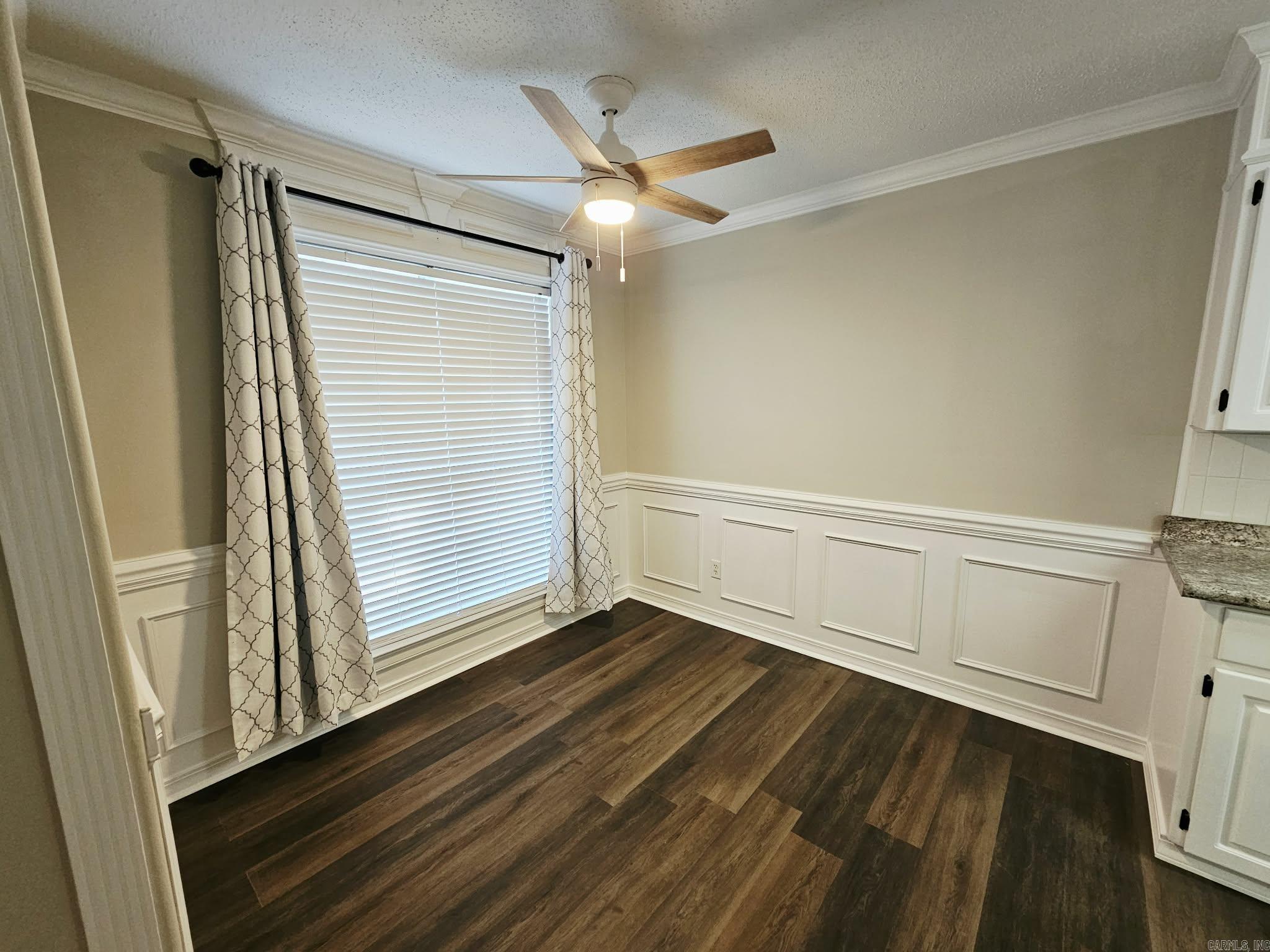 24 Windwood Cove Property Photo 11