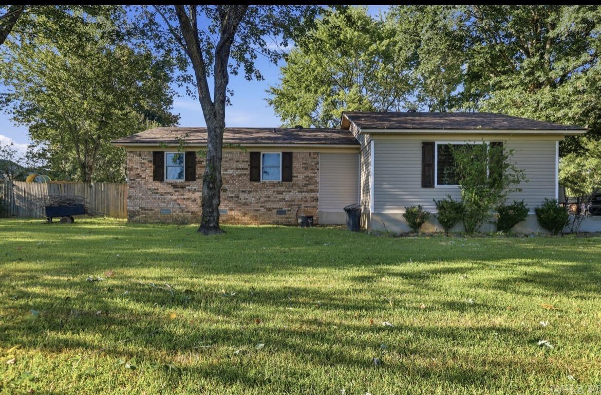 606 Meadow Circle Property Photo 1