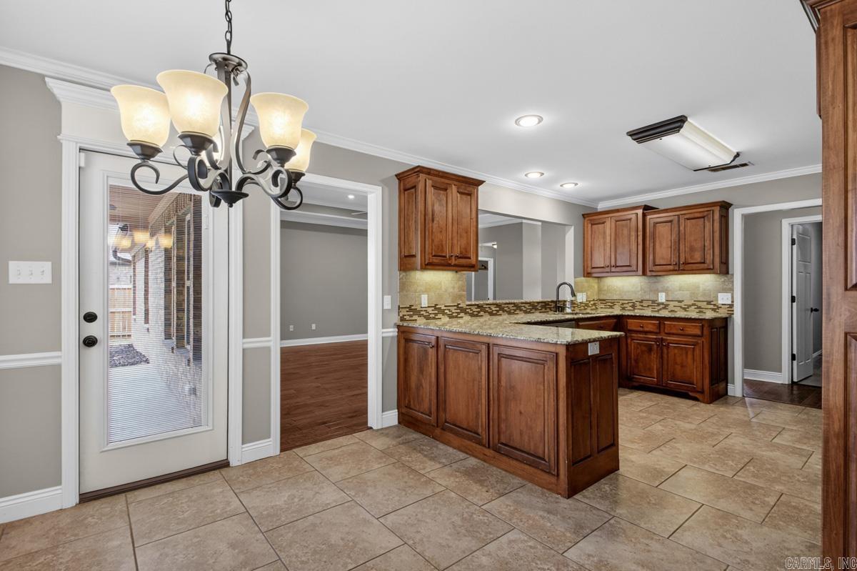 1002 Nature Way Drive Property Photo 8