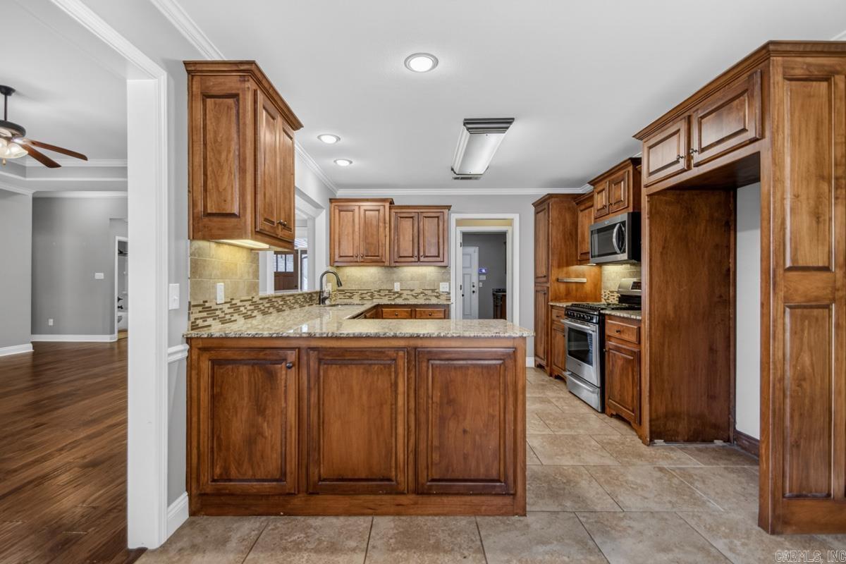 1002 Nature Way Drive Property Photo 10