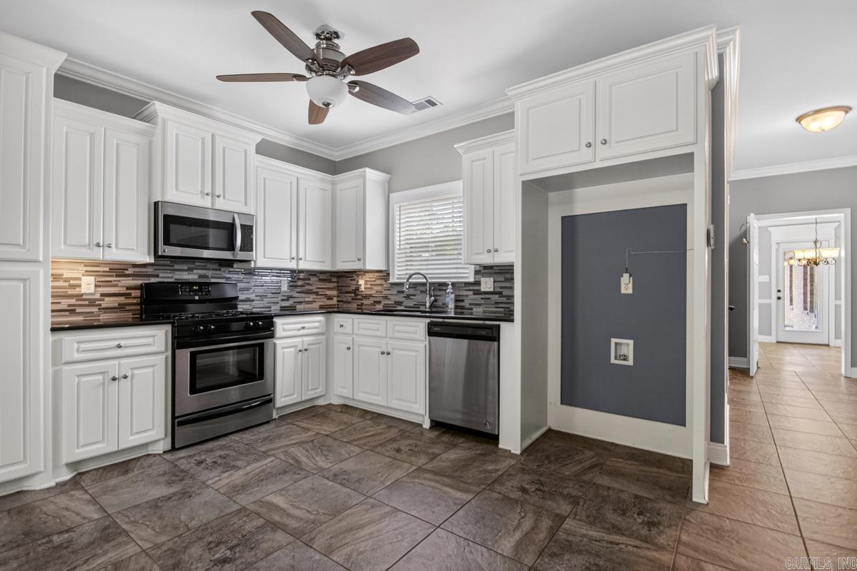 1002 Nature Way Drive Property Photo 25