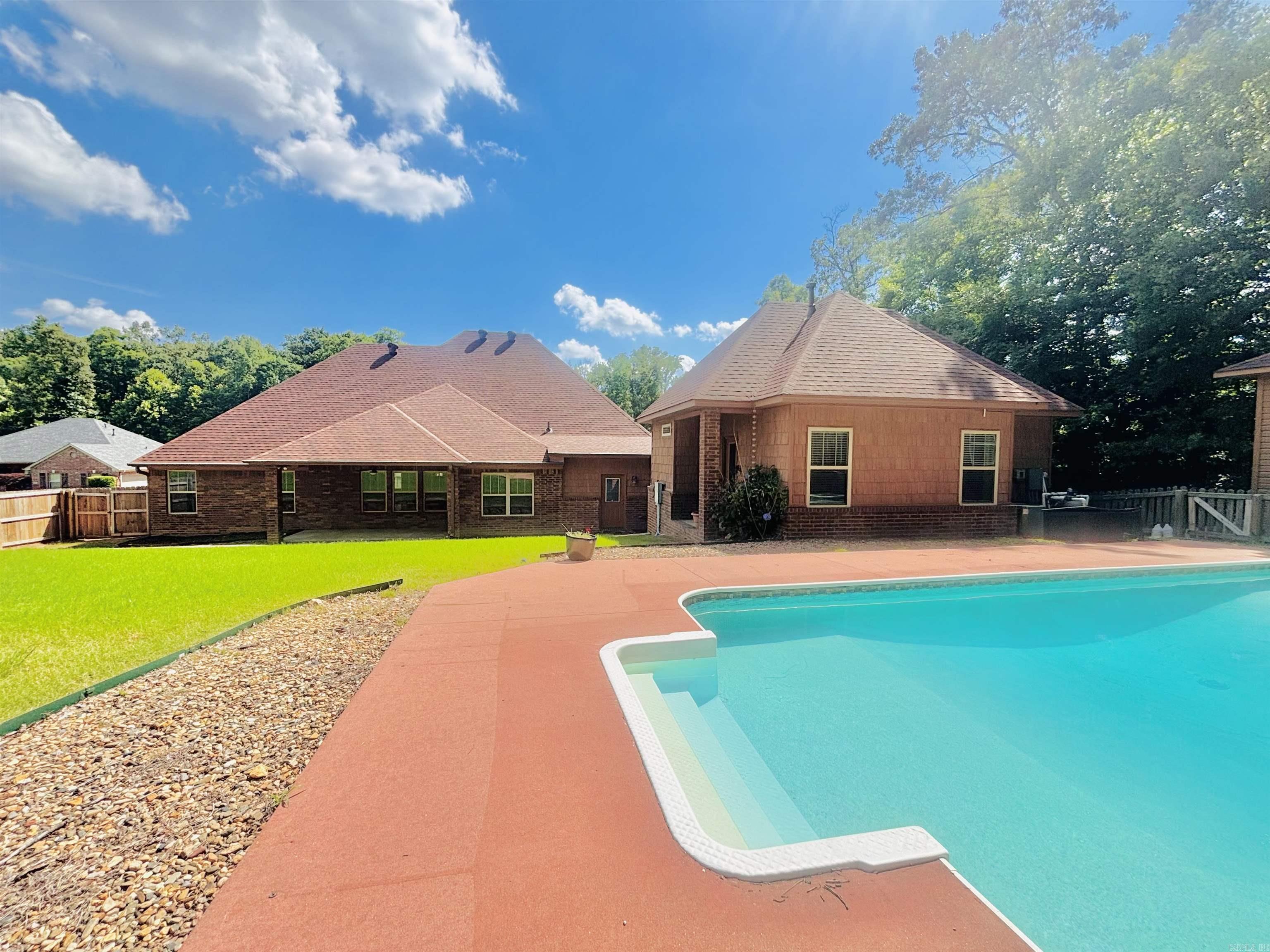 1002 Nature Way Drive Property Photo 37