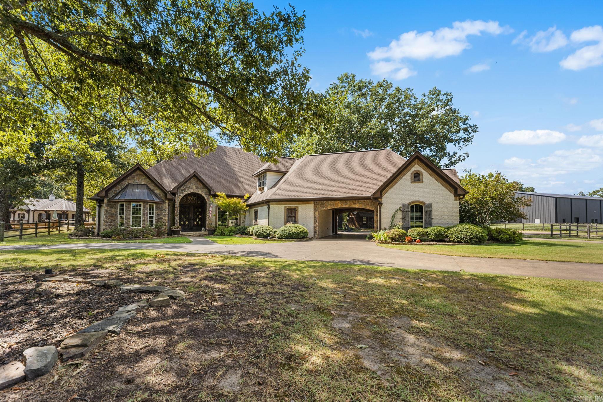 251 Bartell Road Property Photo 2