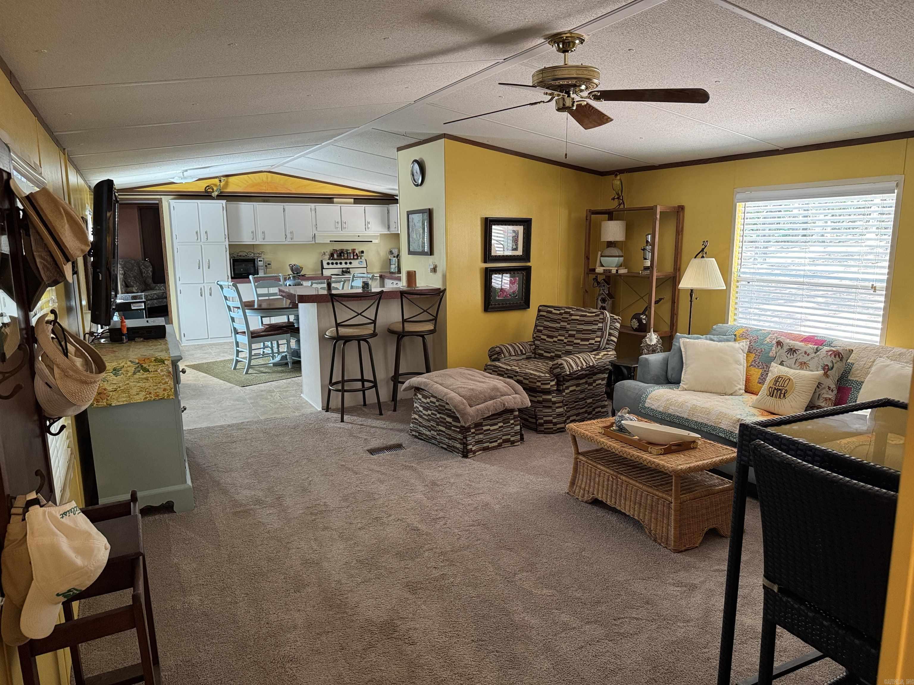 1950 Northshore Drive Property Photo 6