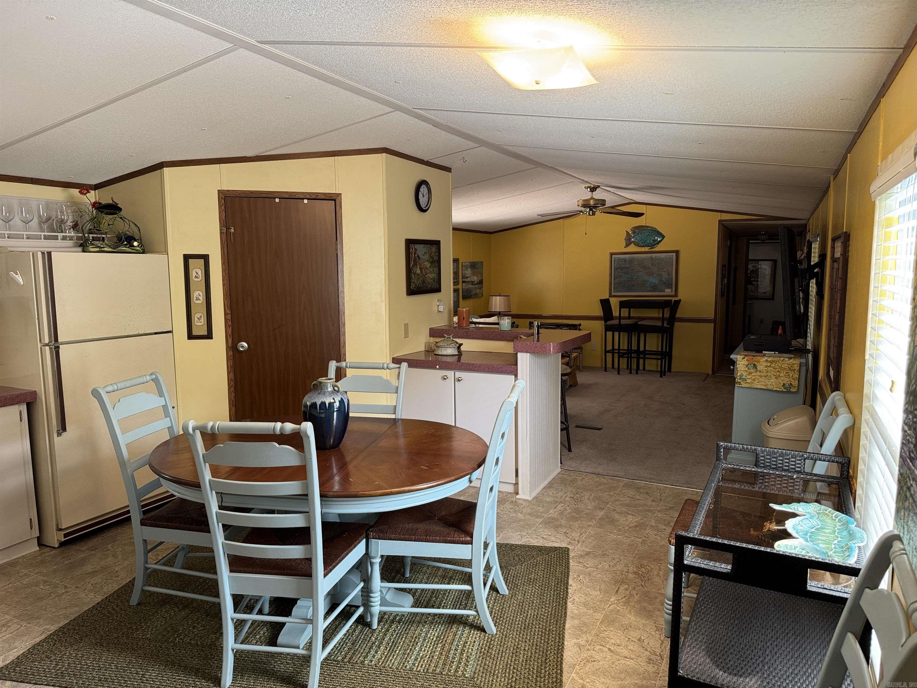1950 Northshore Drive Property Photo 11