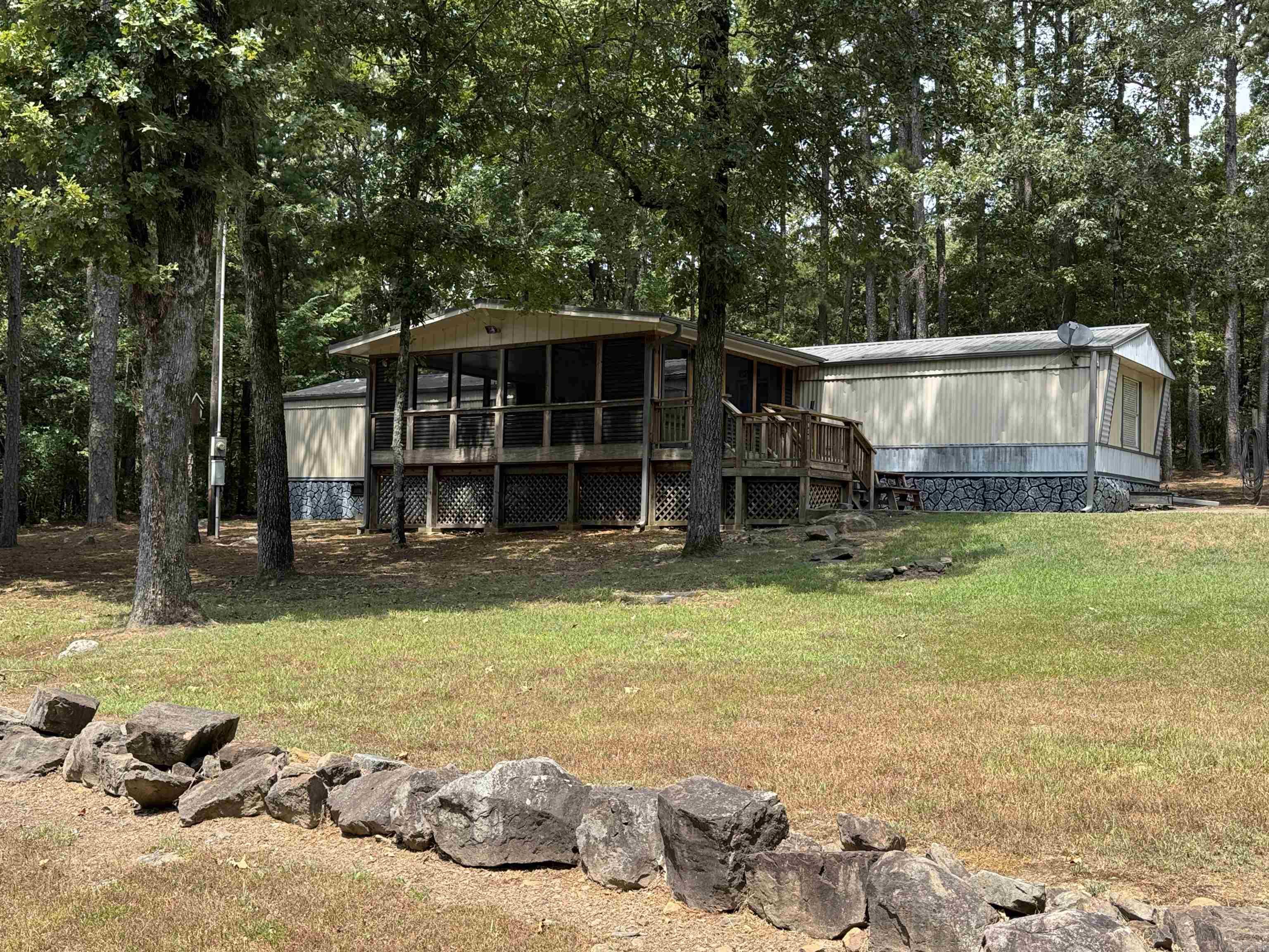 1950 Northshore Drive Property Photo 32