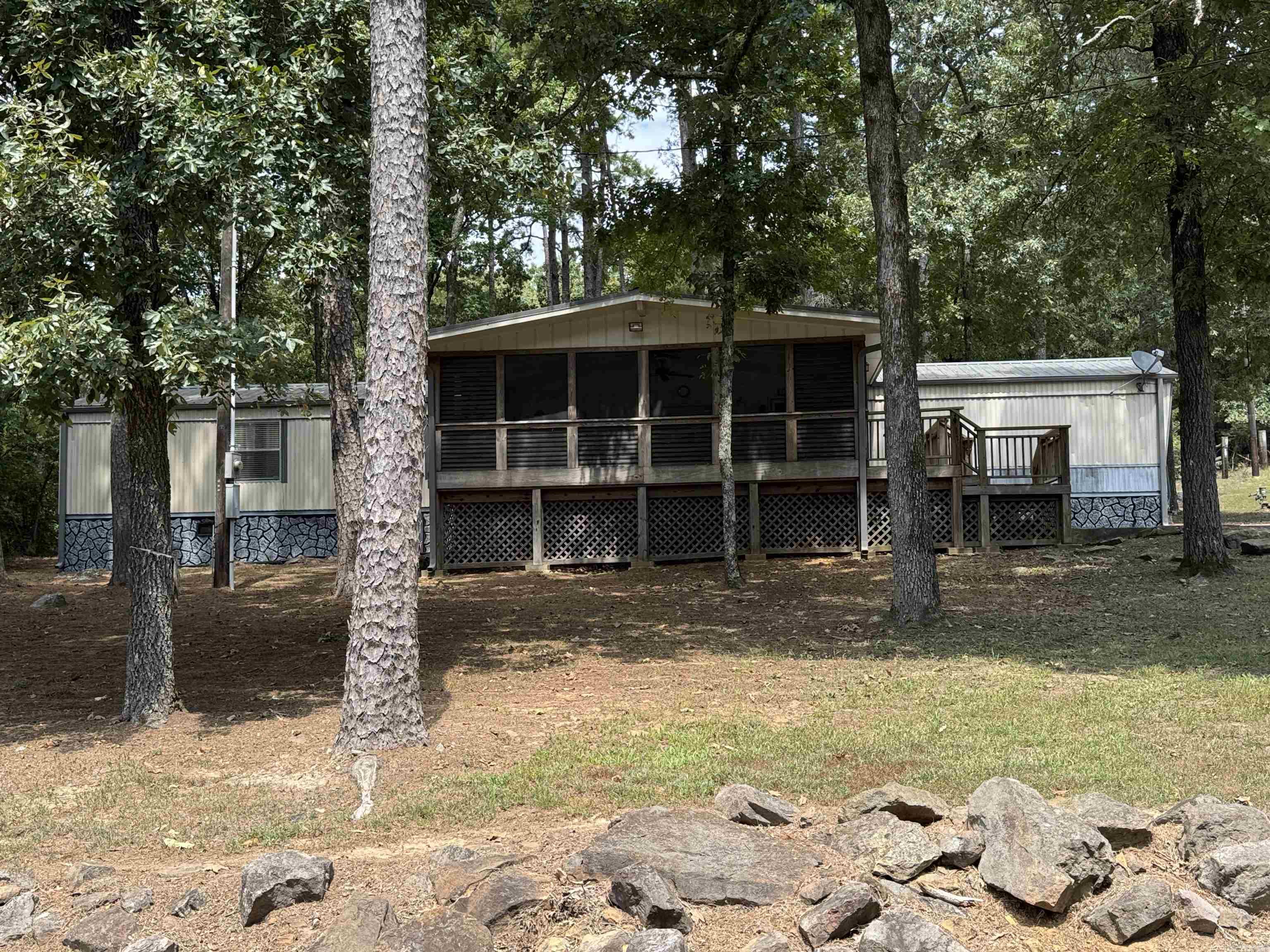 1950 Northshore Drive Property Photo 35