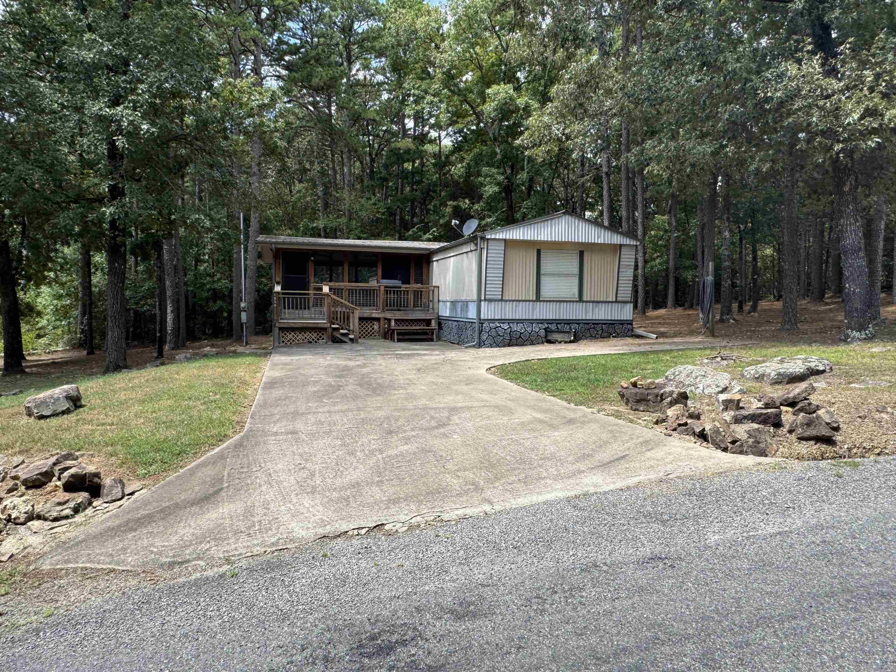 1950 Northshore Drive Property Photo 38