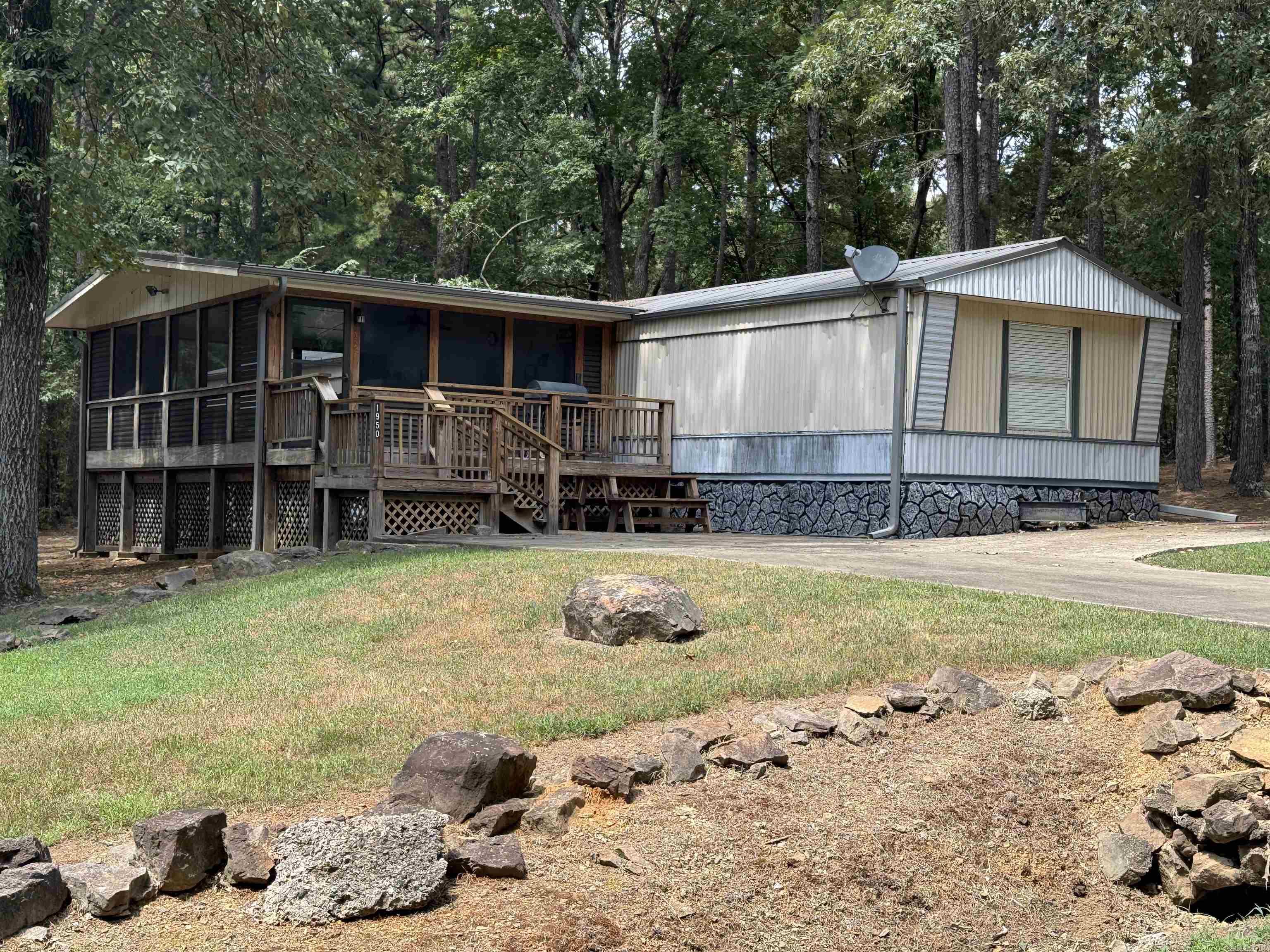 1950 Northshore Drive Property Photo 39