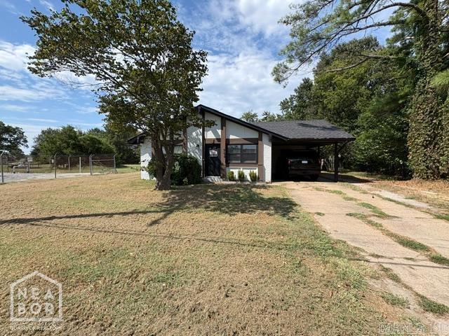 704 Lunsford Road Property Photo 14
