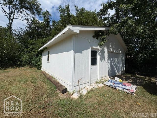 704 Lunsford Road Property Photo 16