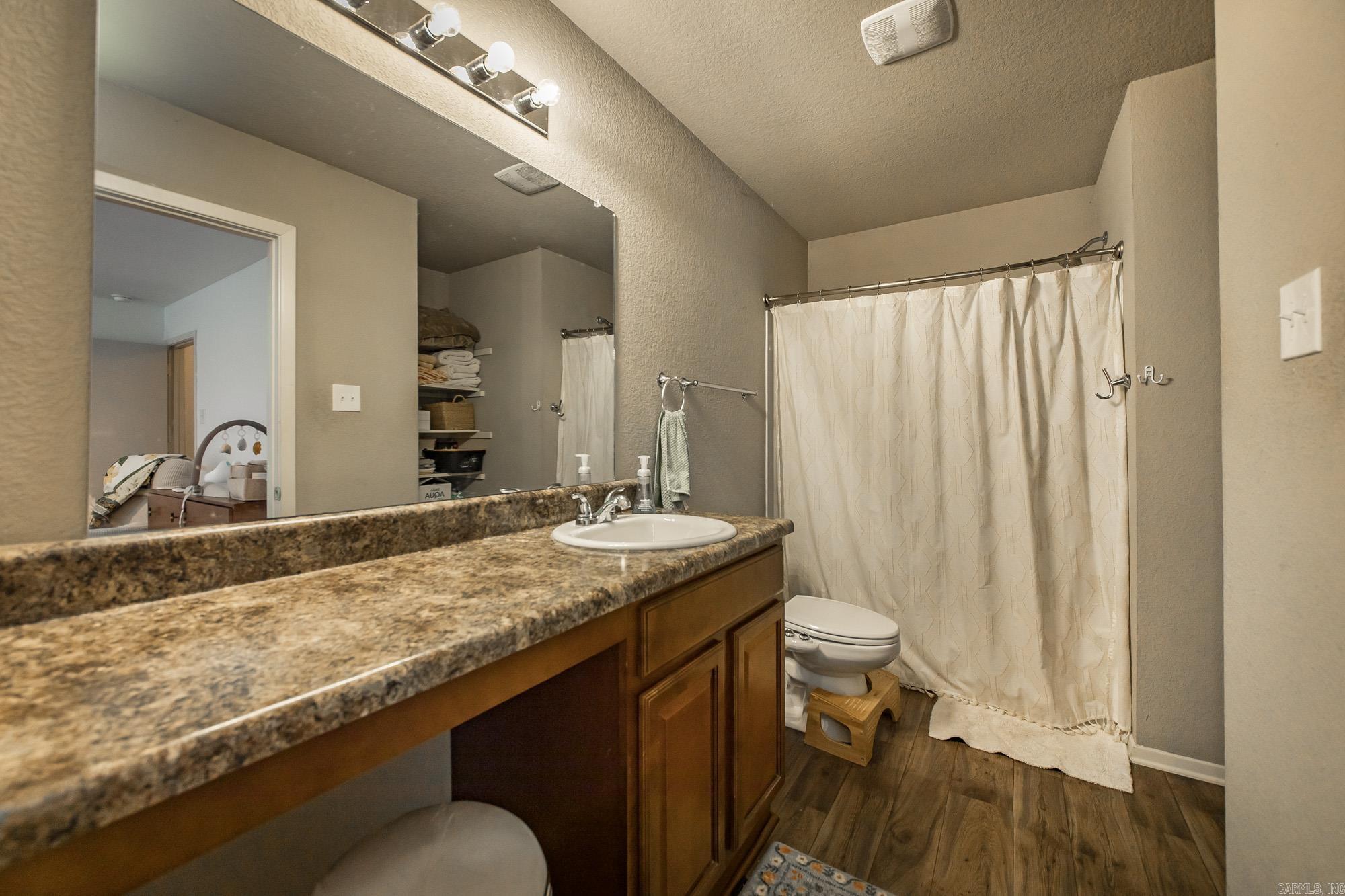 16 Oakland Circle Property Photo 15