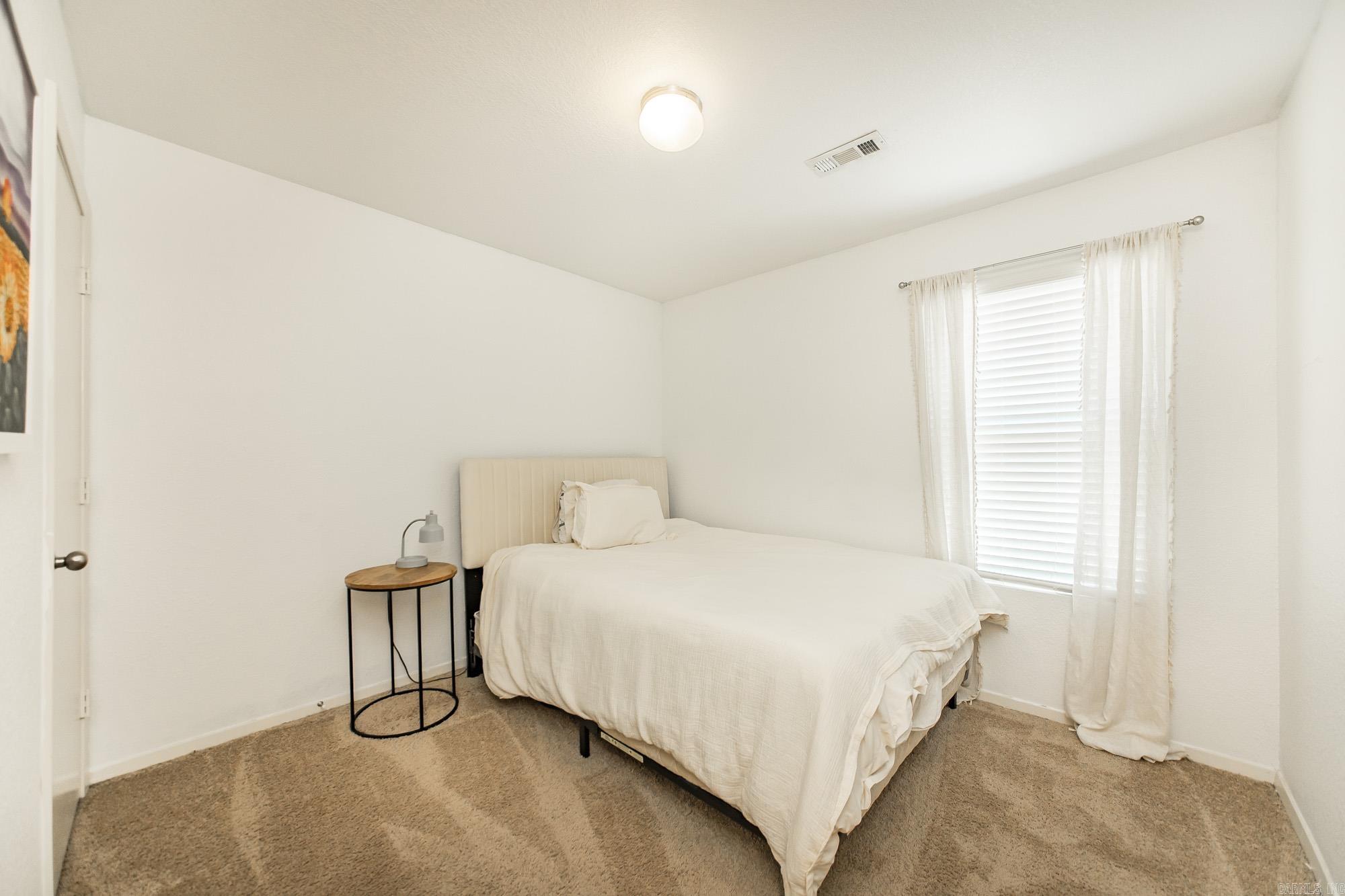 16 Oakland Circle Property Photo 18