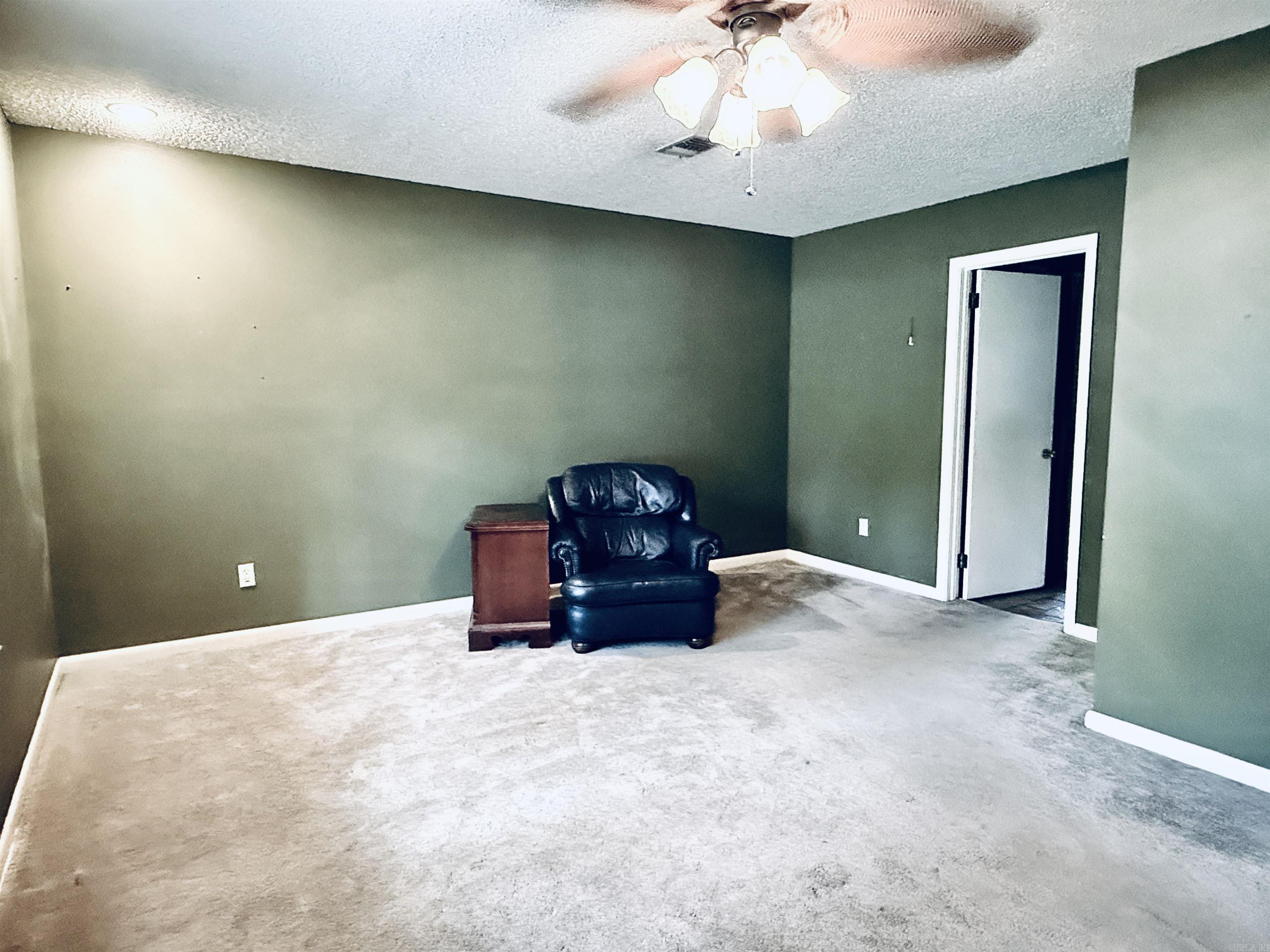 7701 Oak Ridge Property Photo 7
