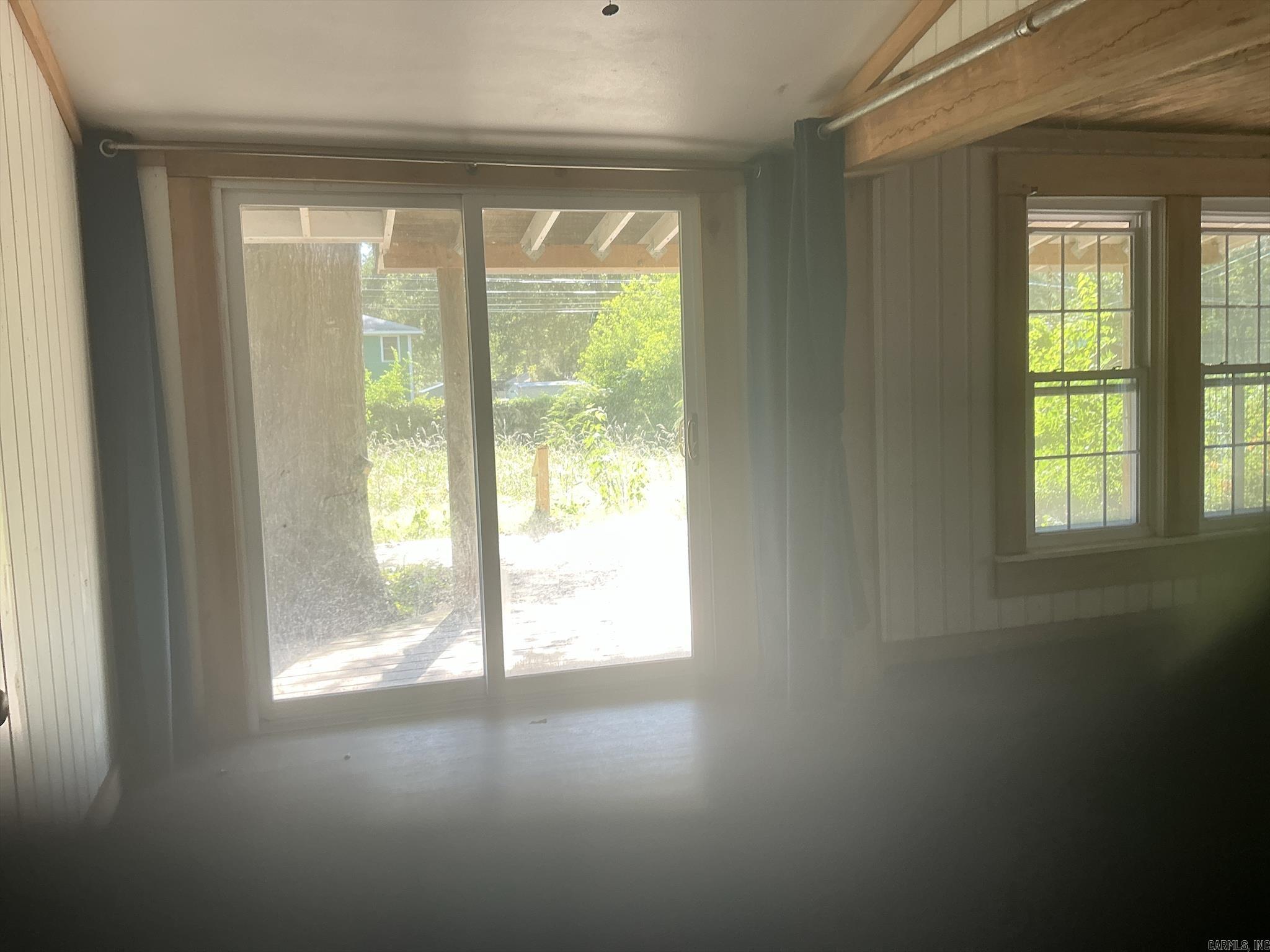 601 Main Property Photo 22