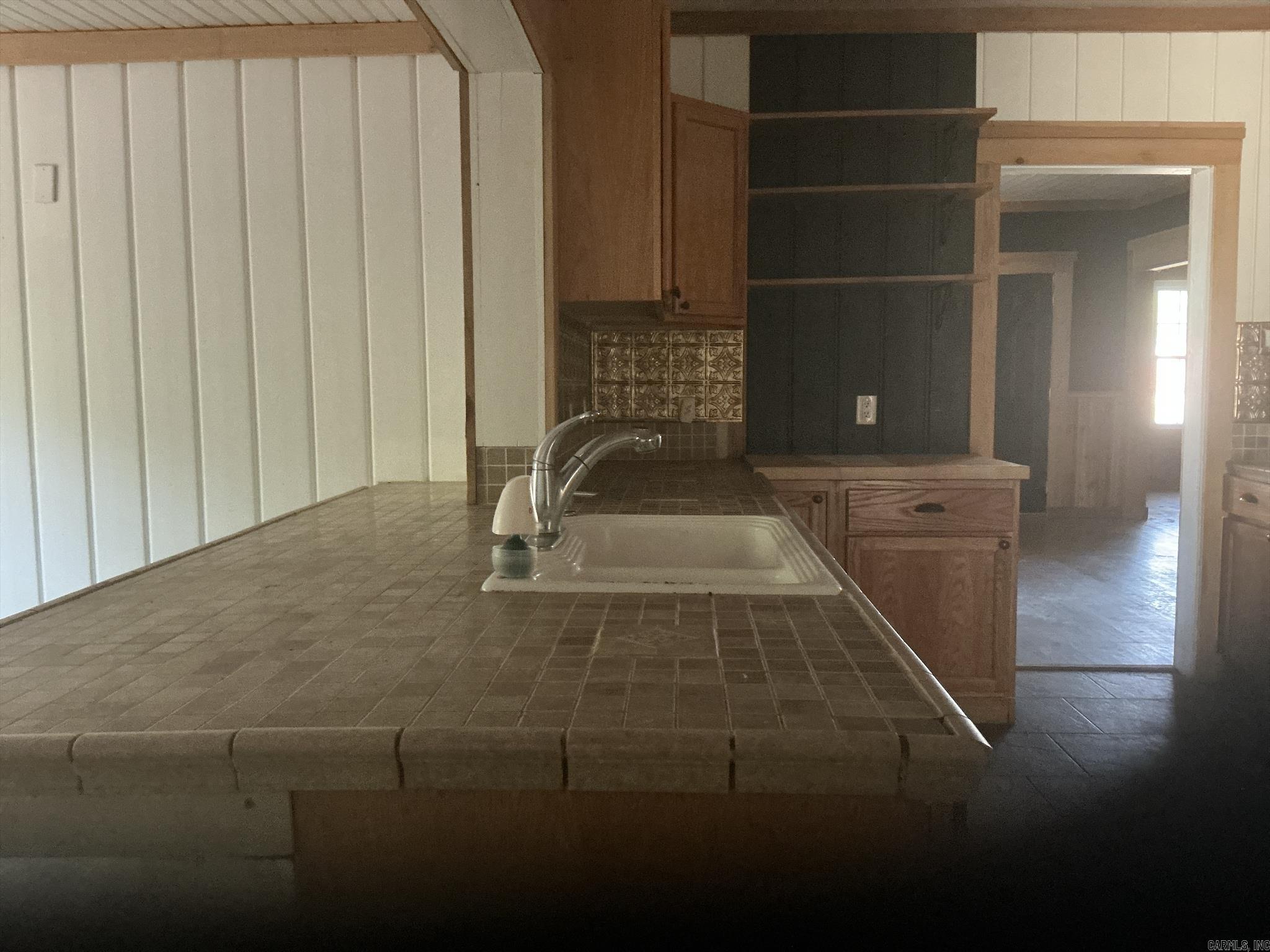 601 Main Property Photo 32