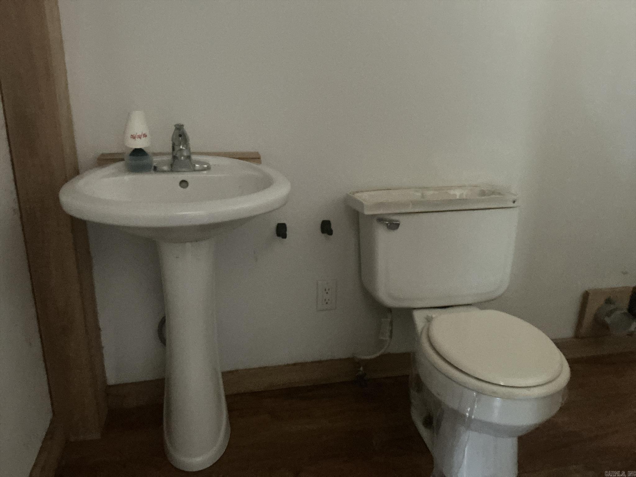 601 Main Property Photo 38