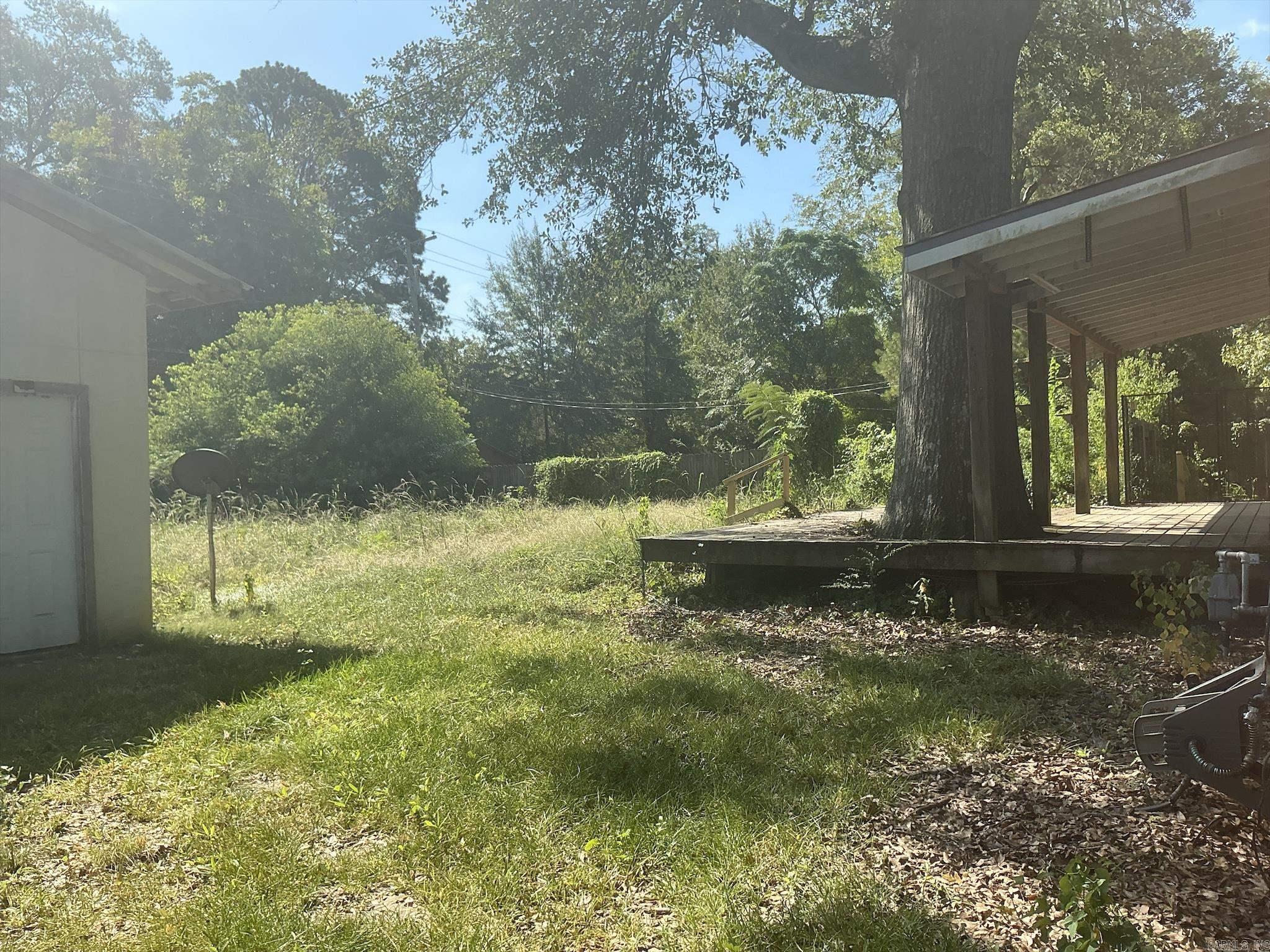 601 Main Property Photo 47