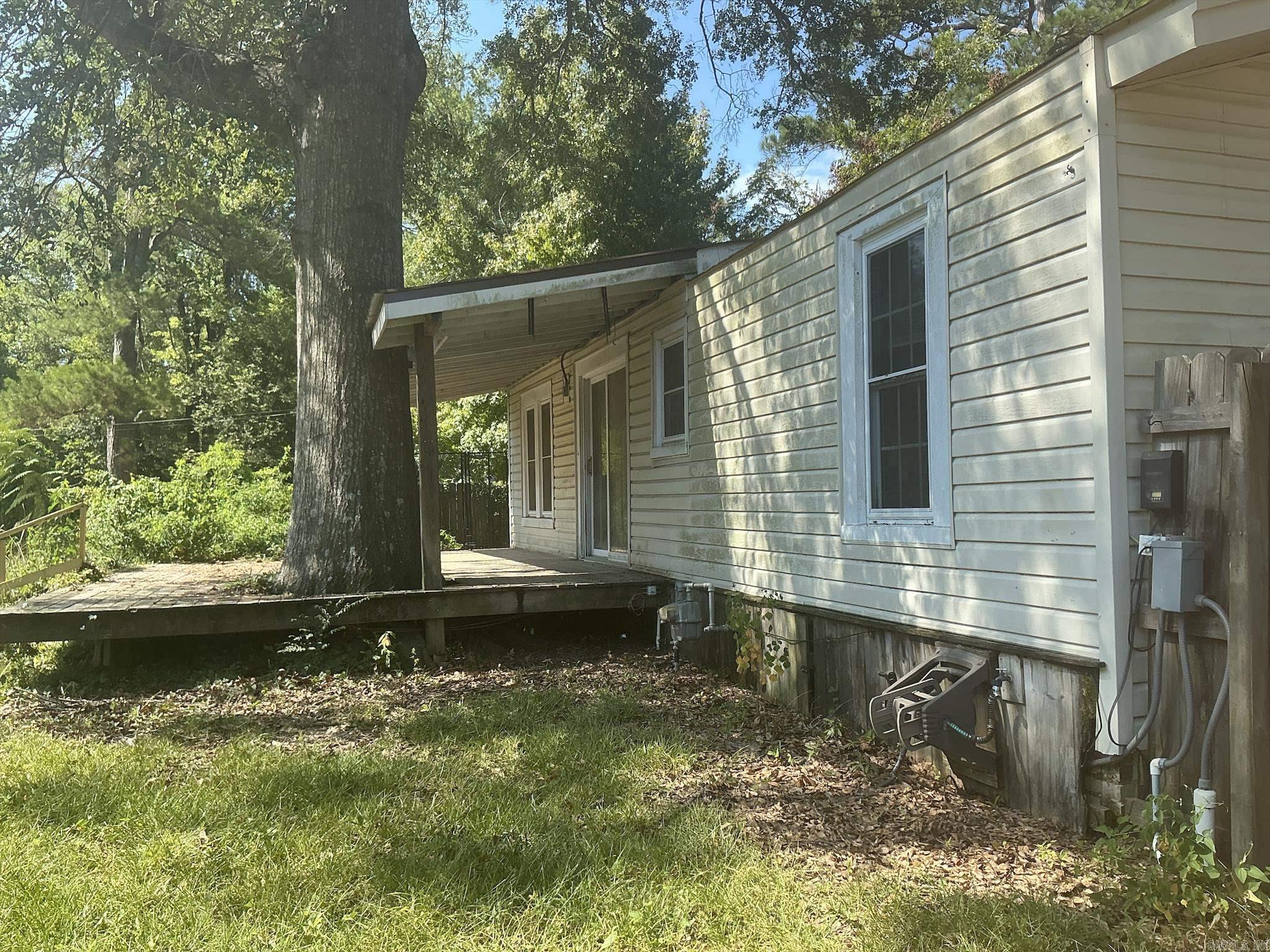 601 Main Property Photo 48