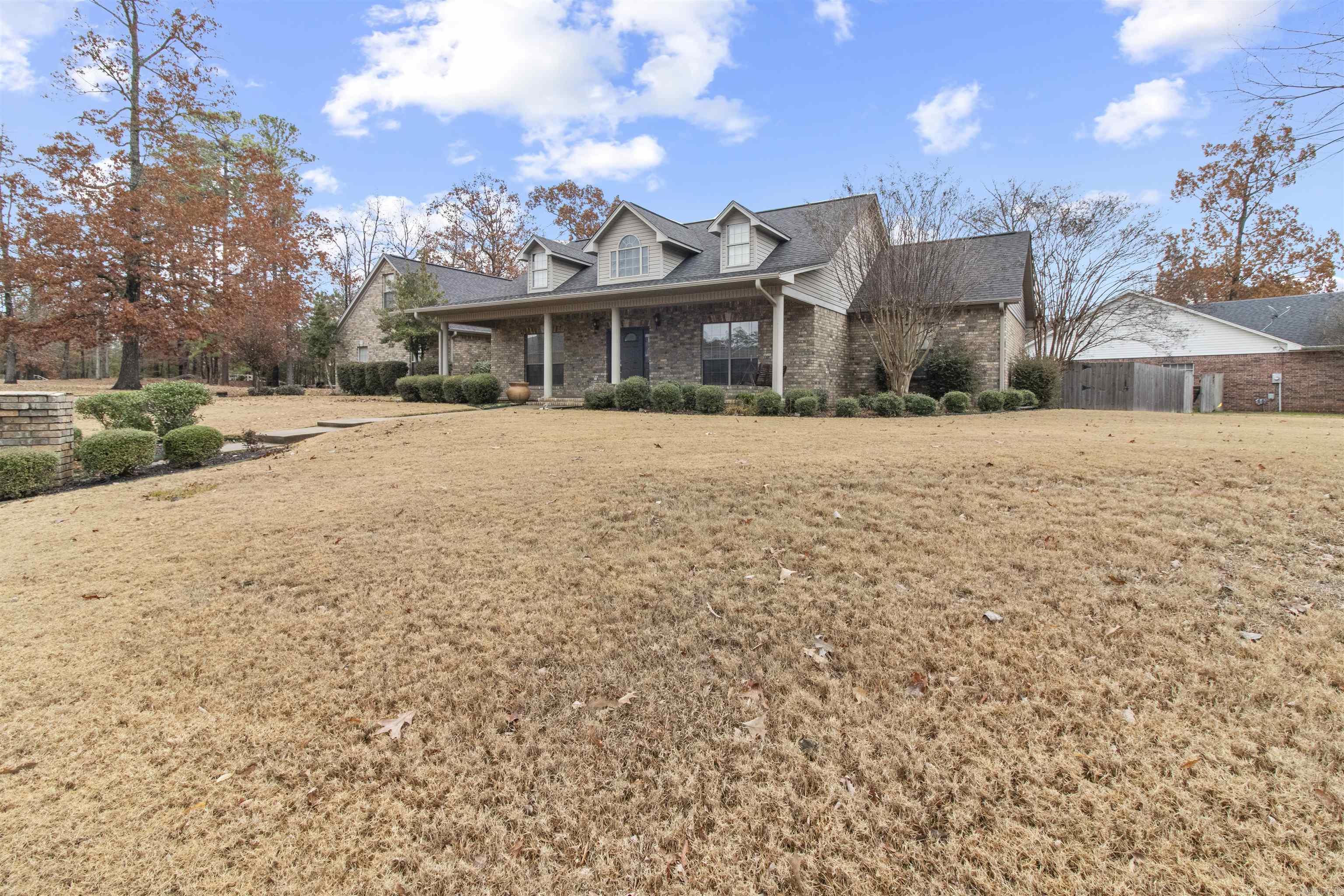 115 Overland Trail Property Photo 2