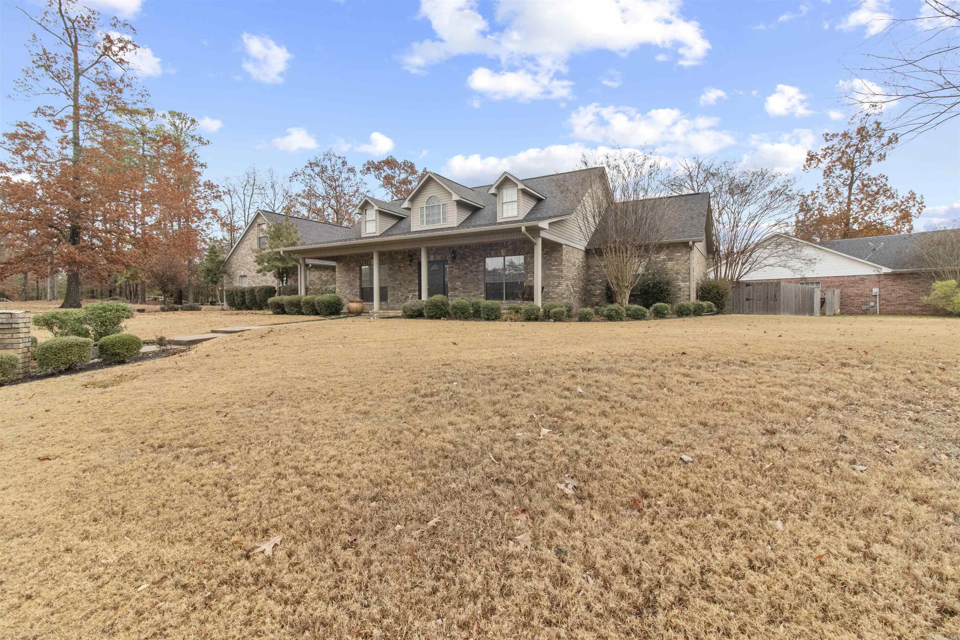 115 Overland Trail Property Photo 3