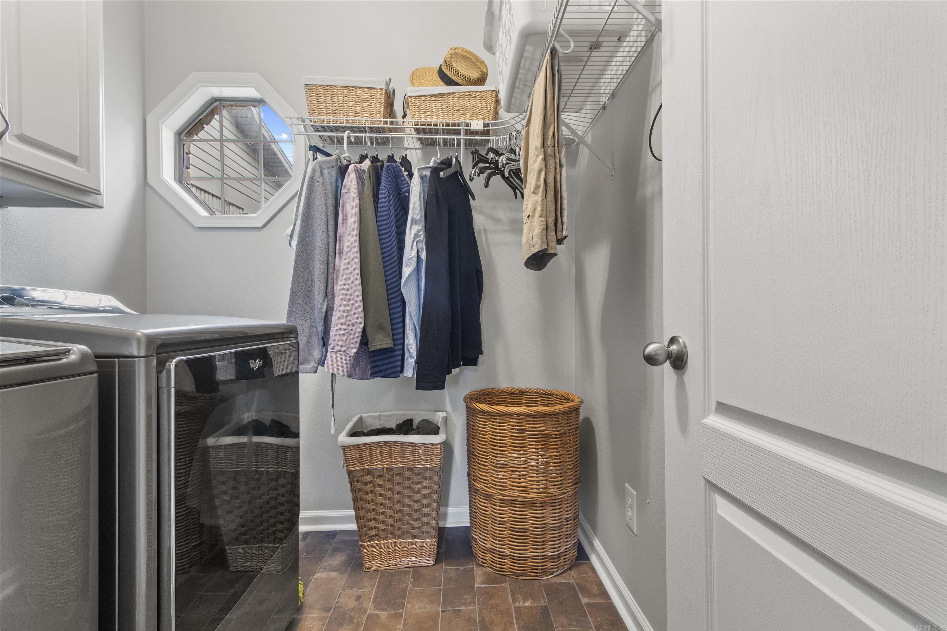 115 Overland Trail Property Photo 34