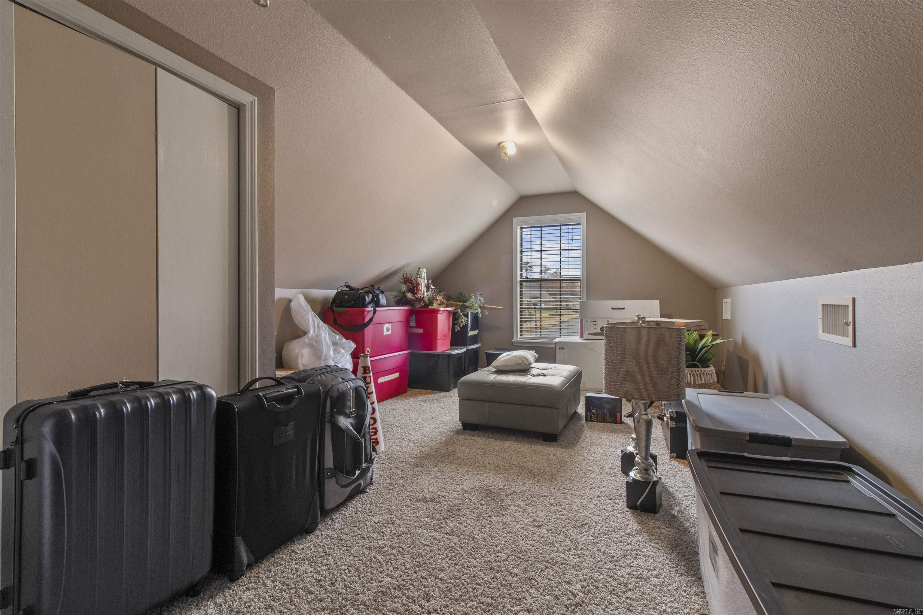 115 Overland Trail Property Photo 36