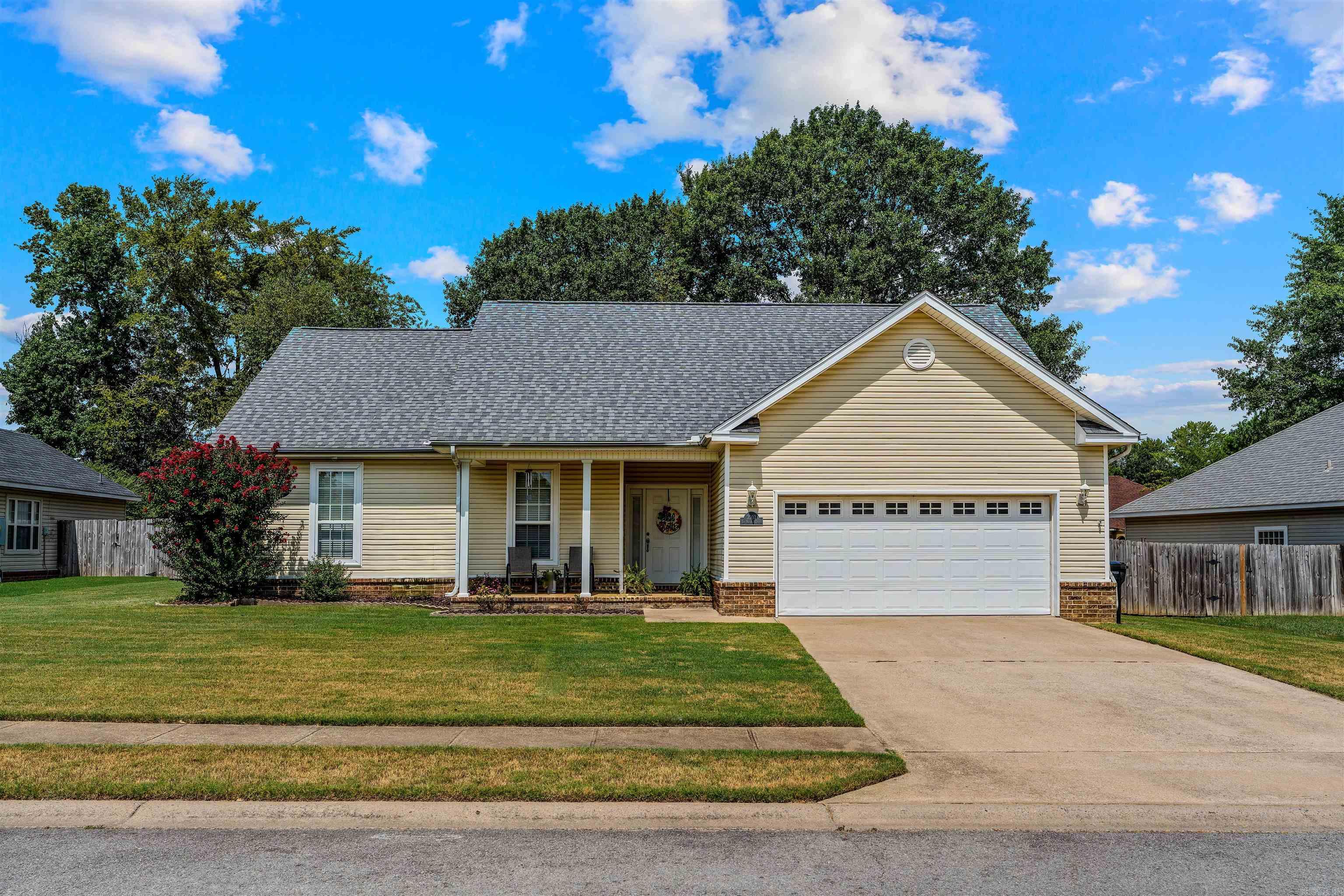 3503 Bay Meadow Property Photo 4