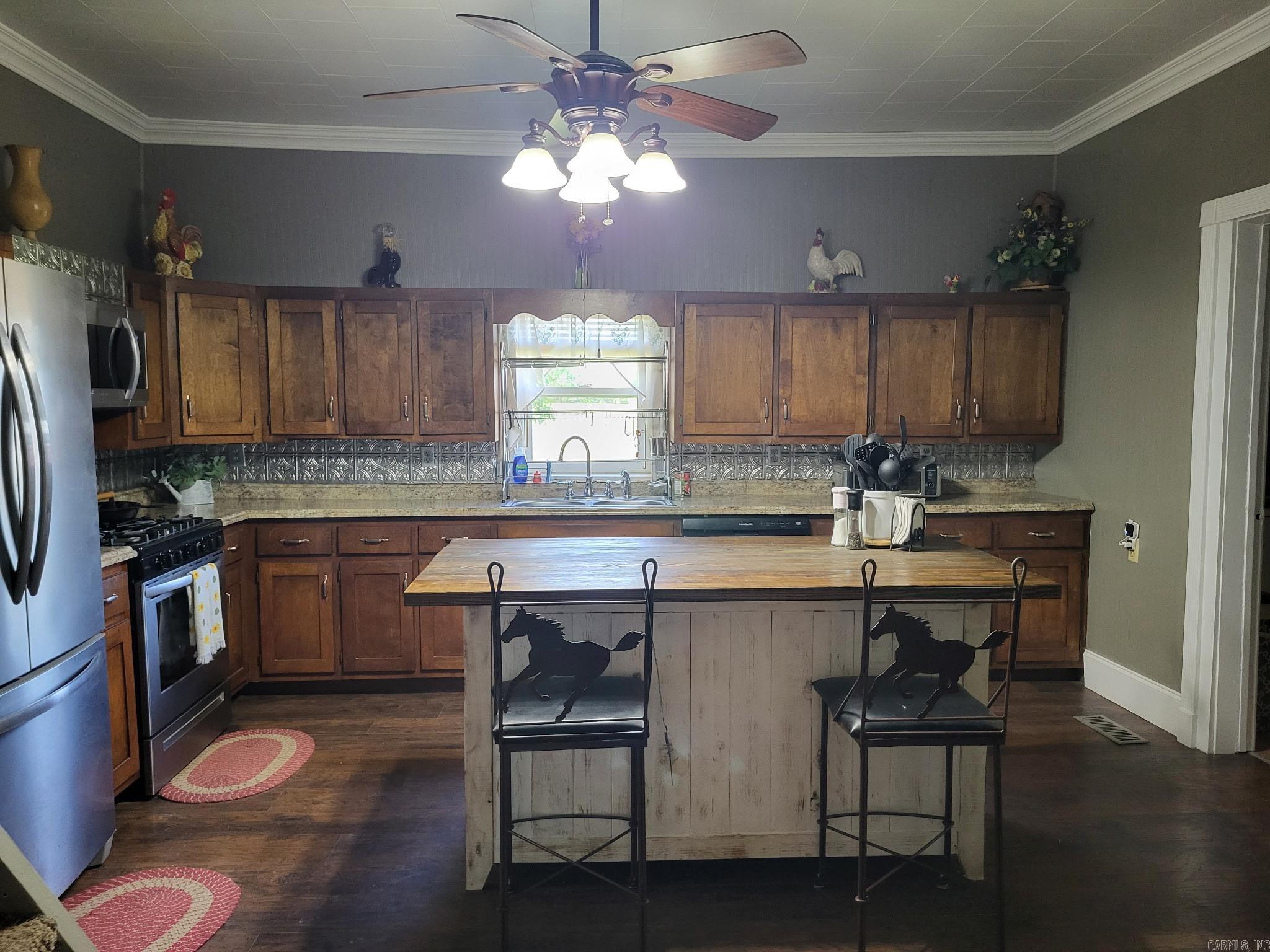 1050 Cr 481 Property Photo 9