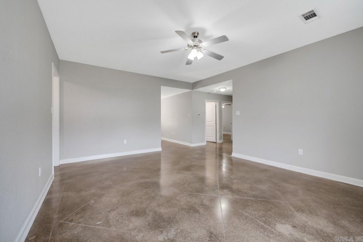 1325 Acuff Lane Property Photo 5