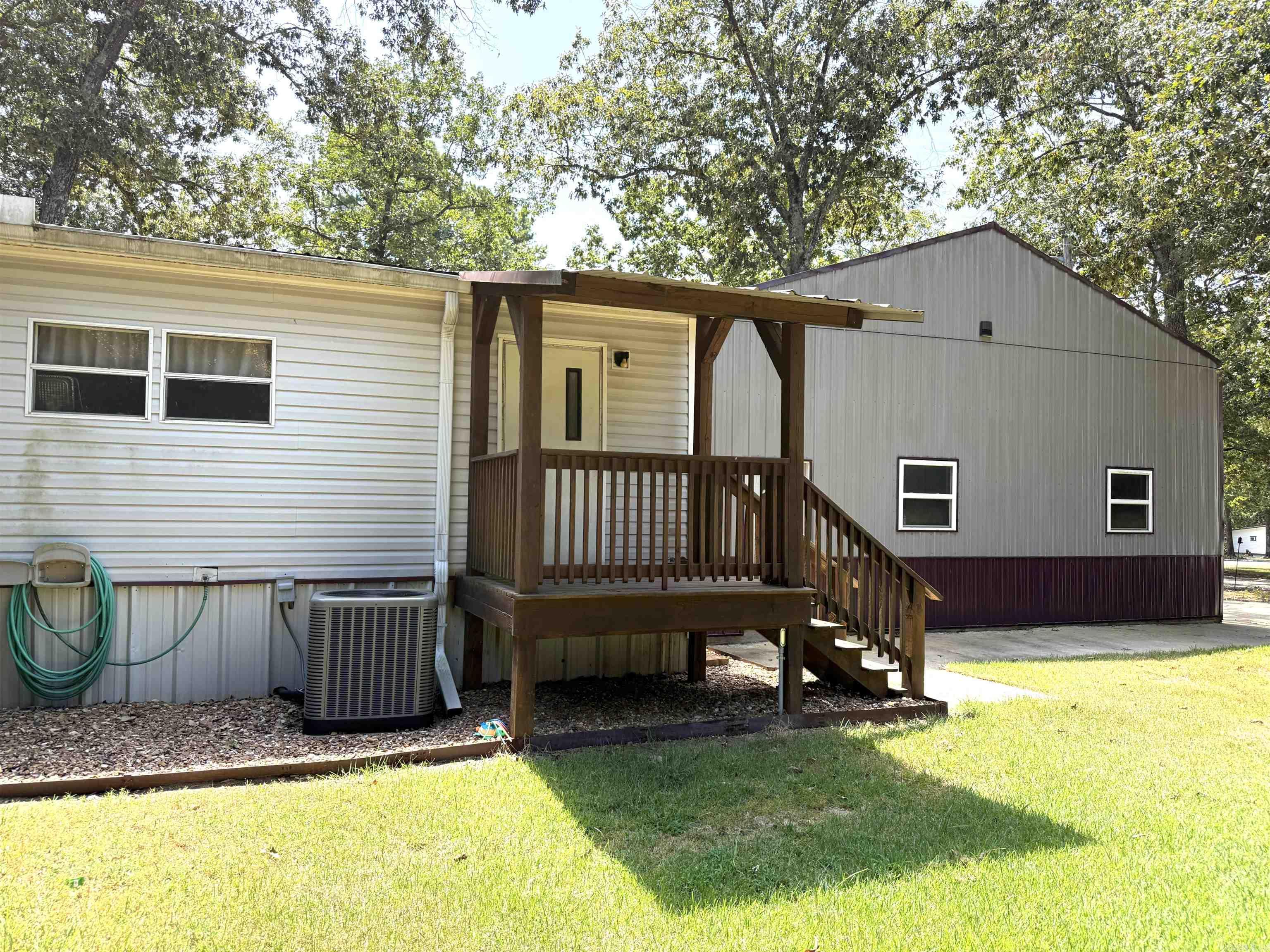 513 Wagon Circle Property Photo 5