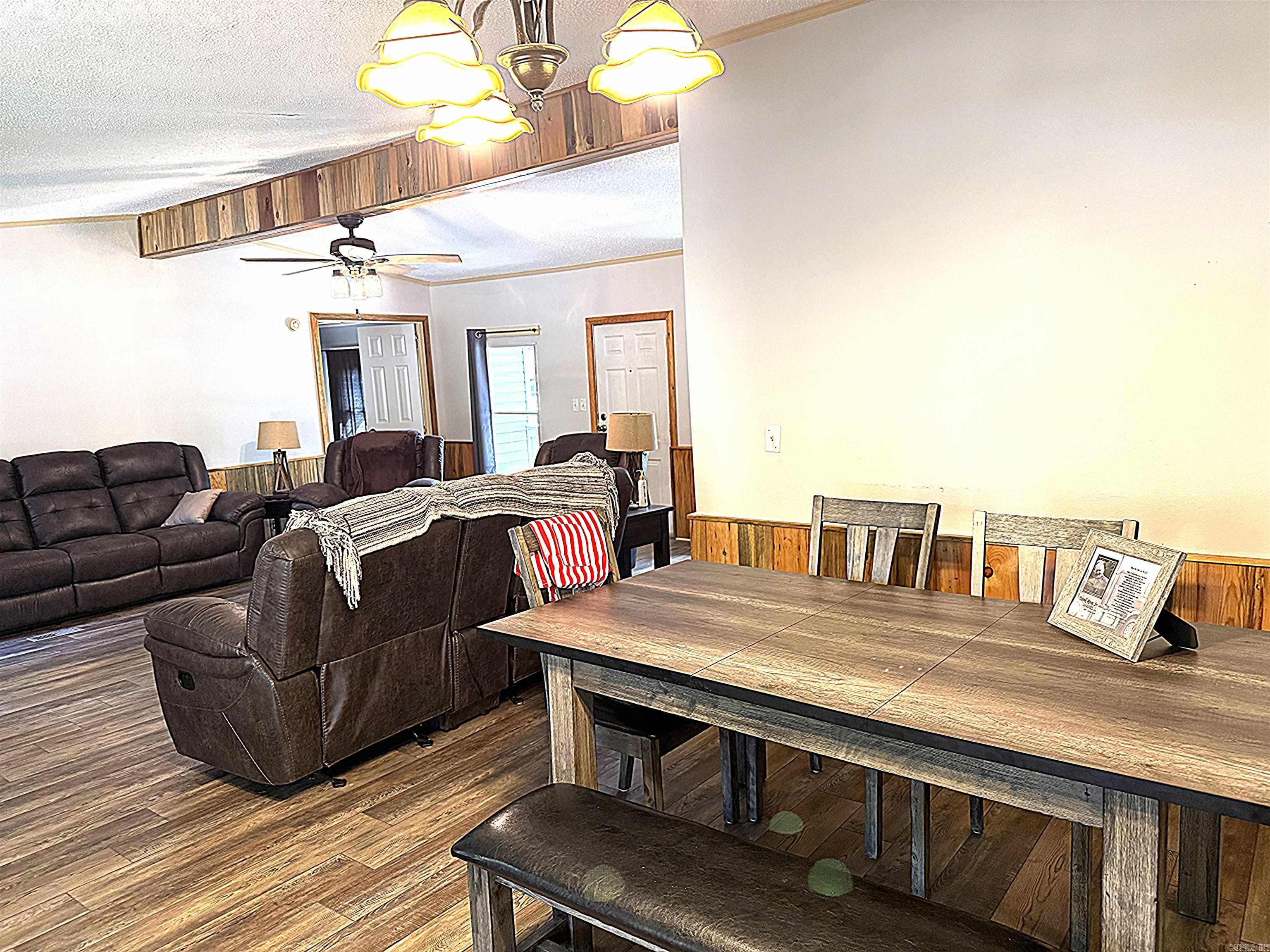 513 Wagon Circle Property Photo 13