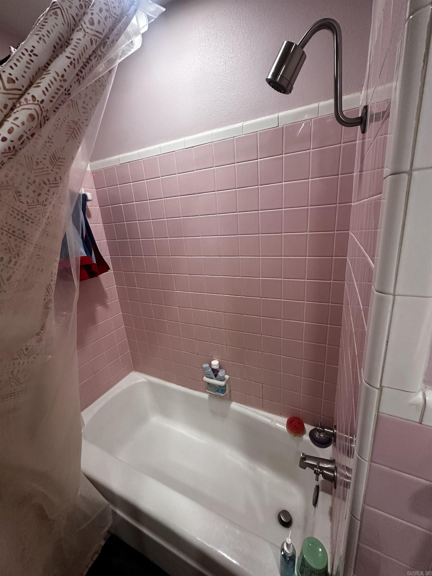 805 Newcomb Property Photo 25