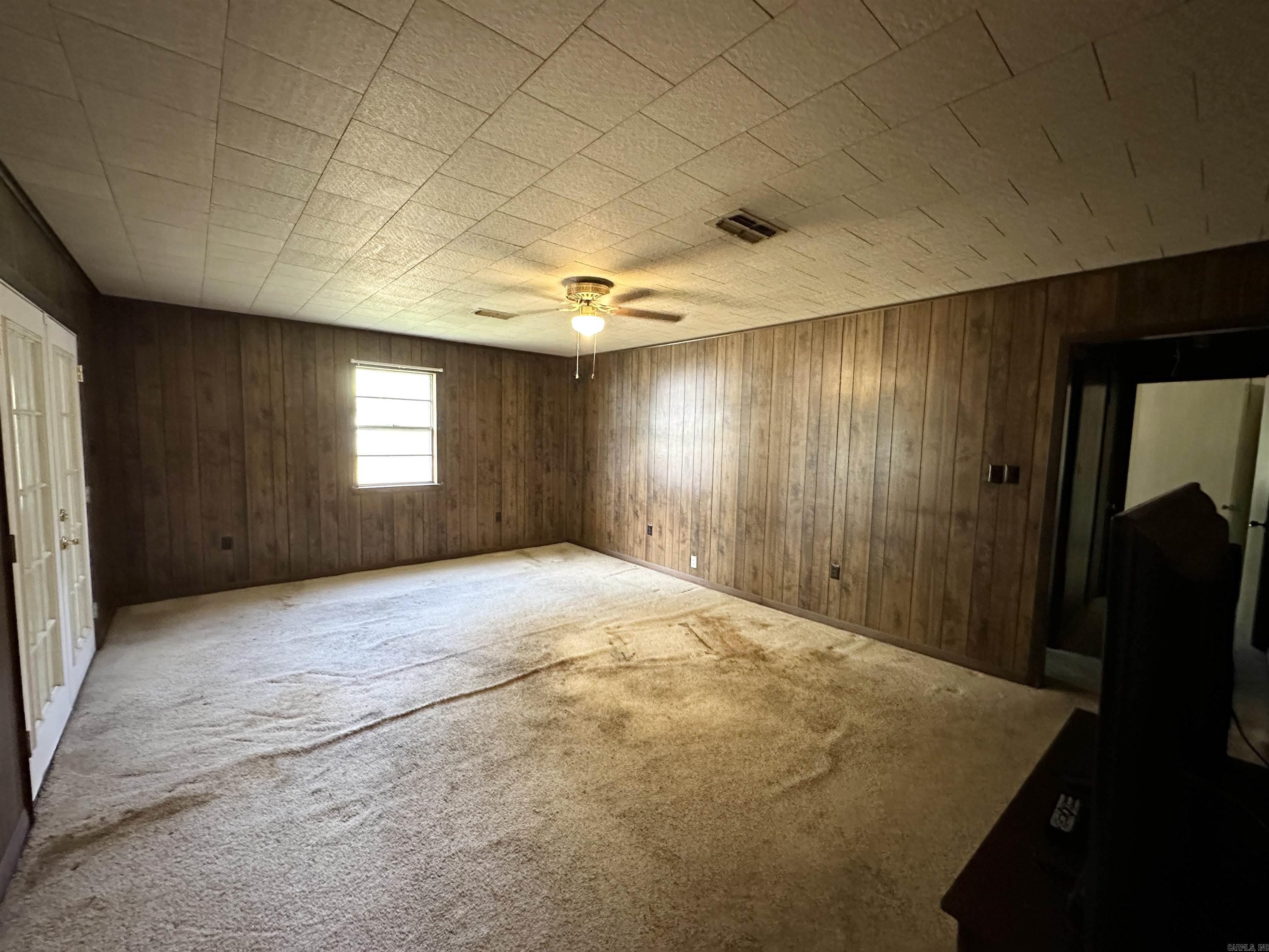 2404 Boydston St. Property Photo 21